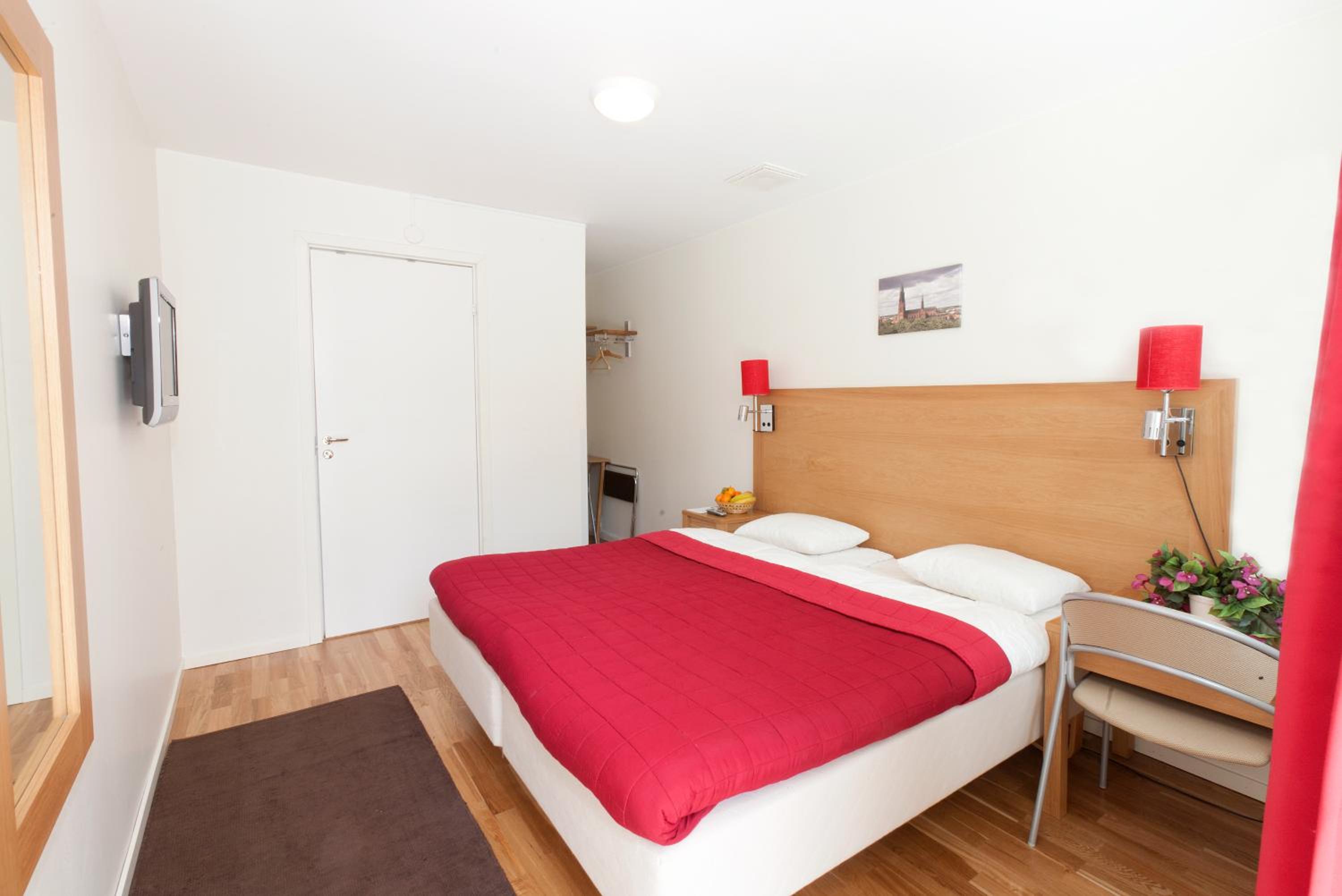 Single Room photo 3
