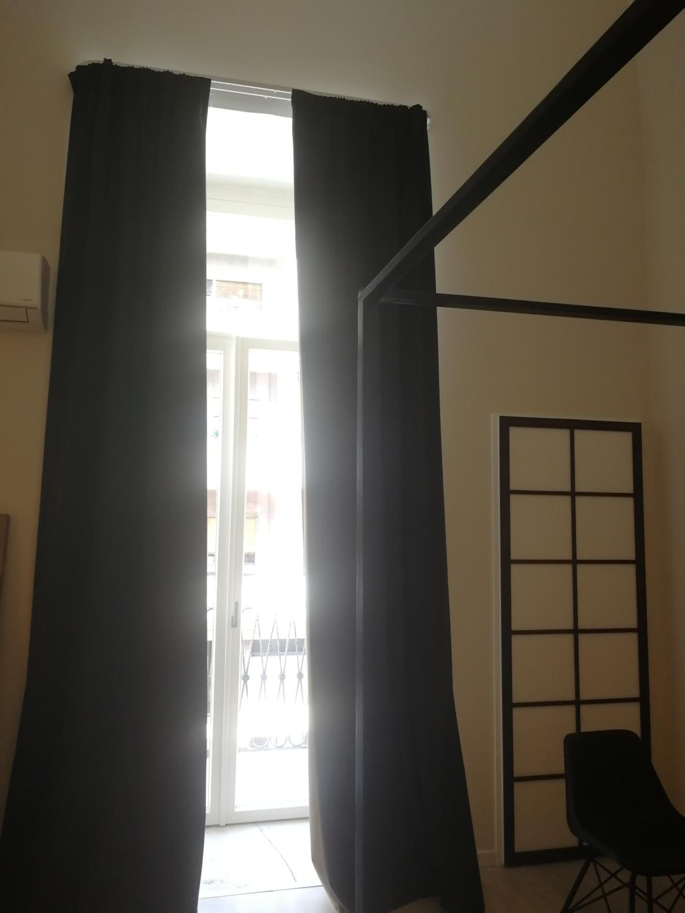 Junior Suite with Balcony - Photo 7