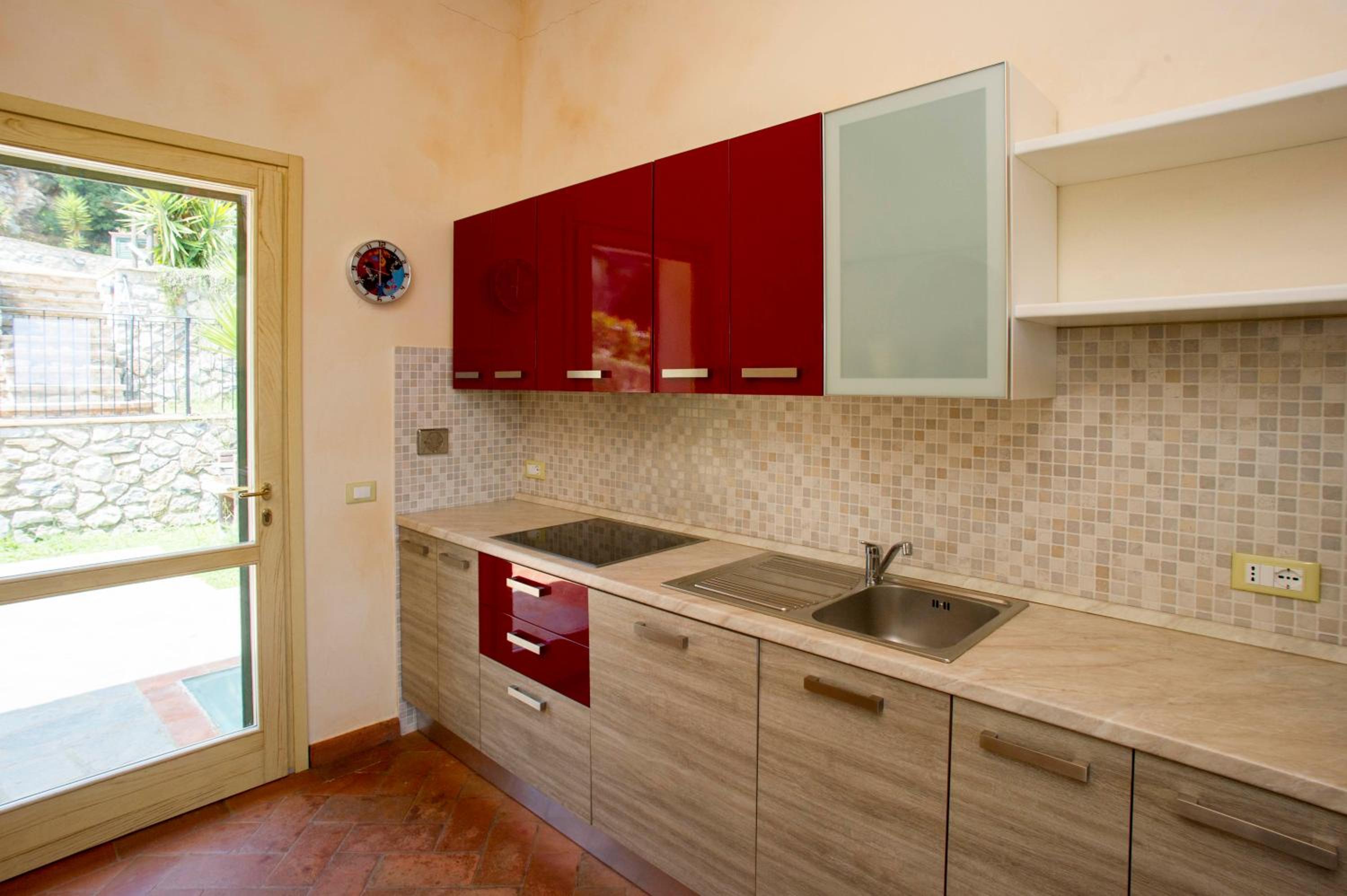 Apartment with Terrace photo 3