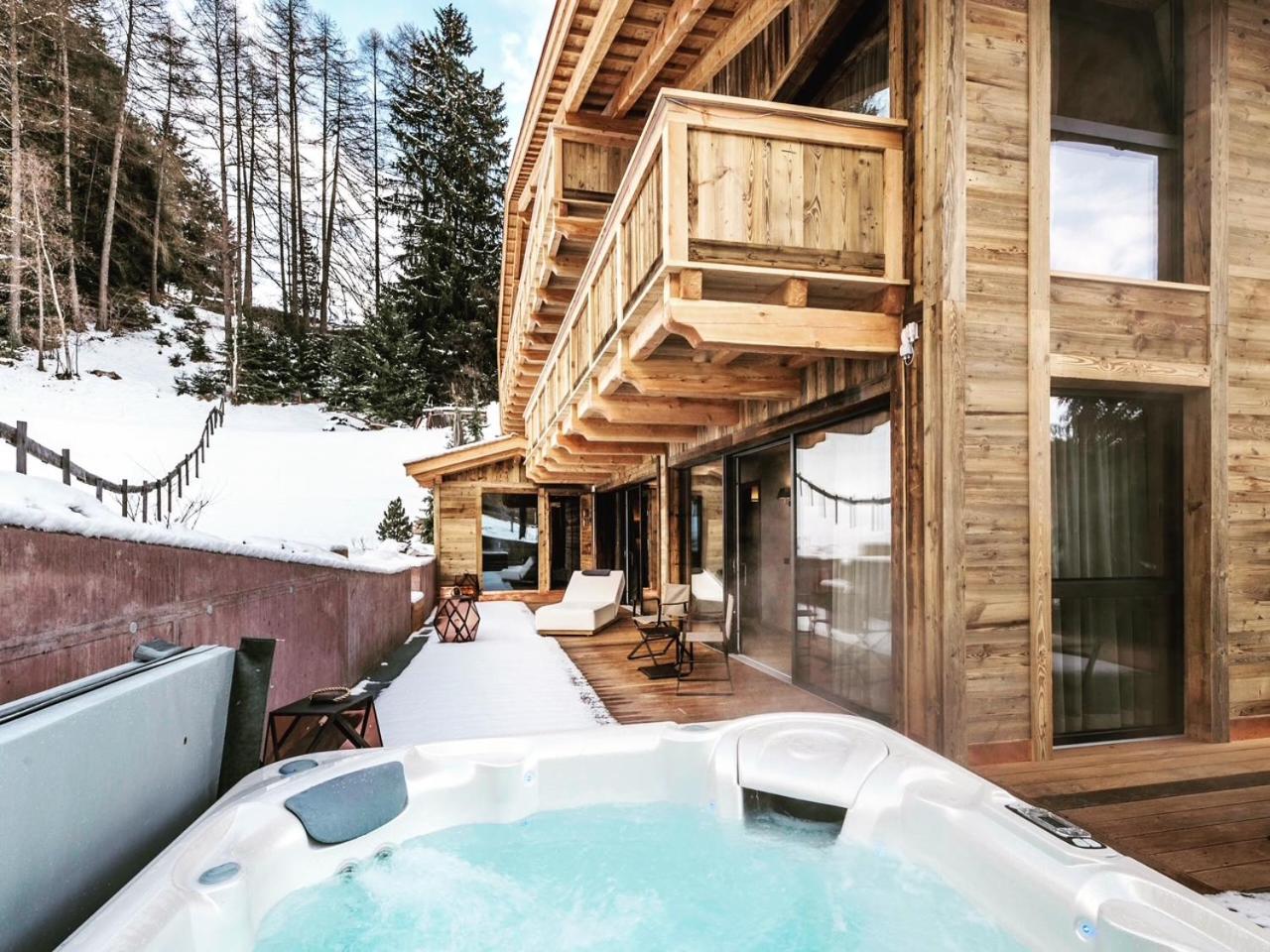 Suite with Spa Bath