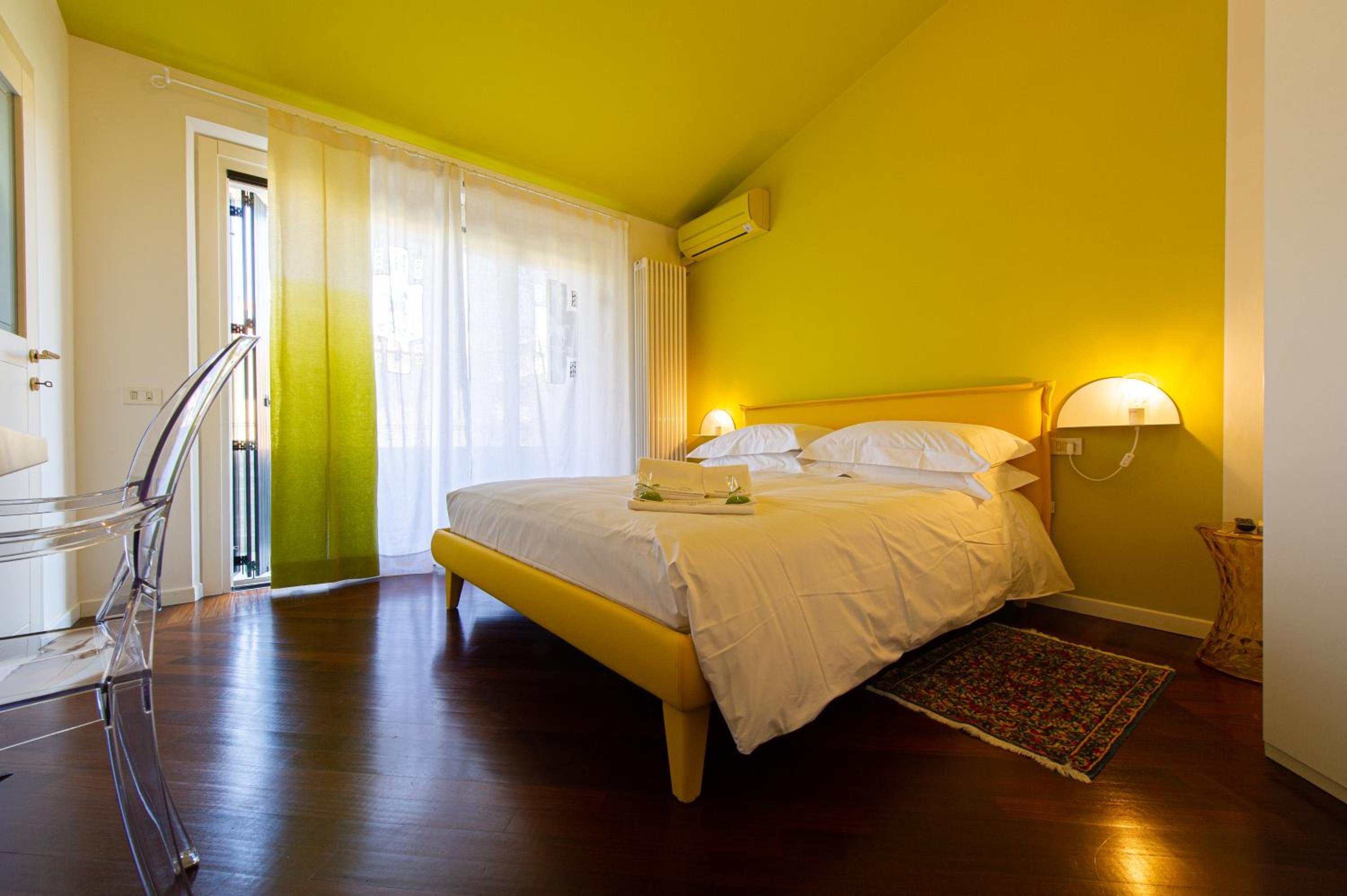 Double Room with Balcony photo 1