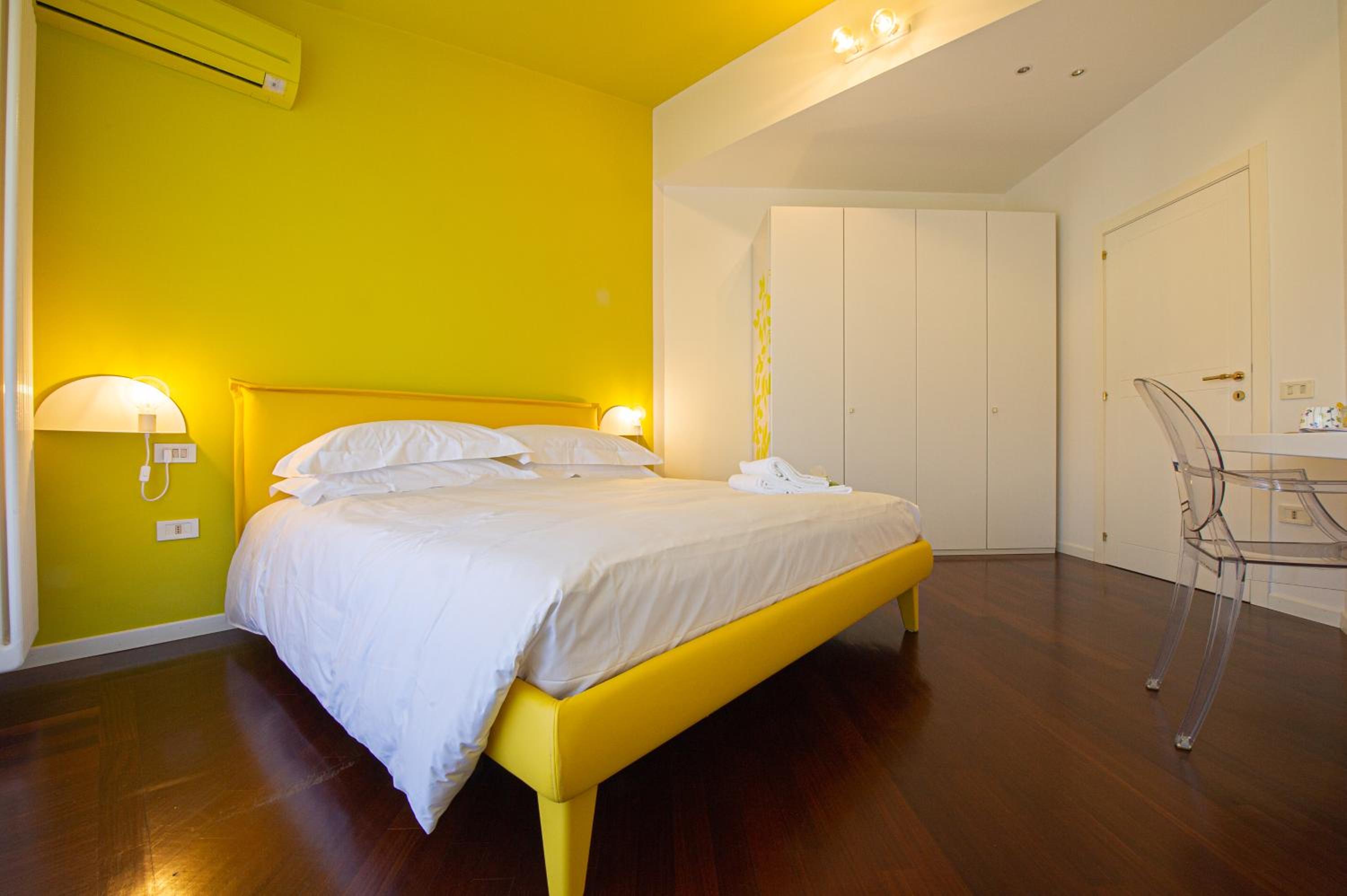 Double Room with Balcony photo 3