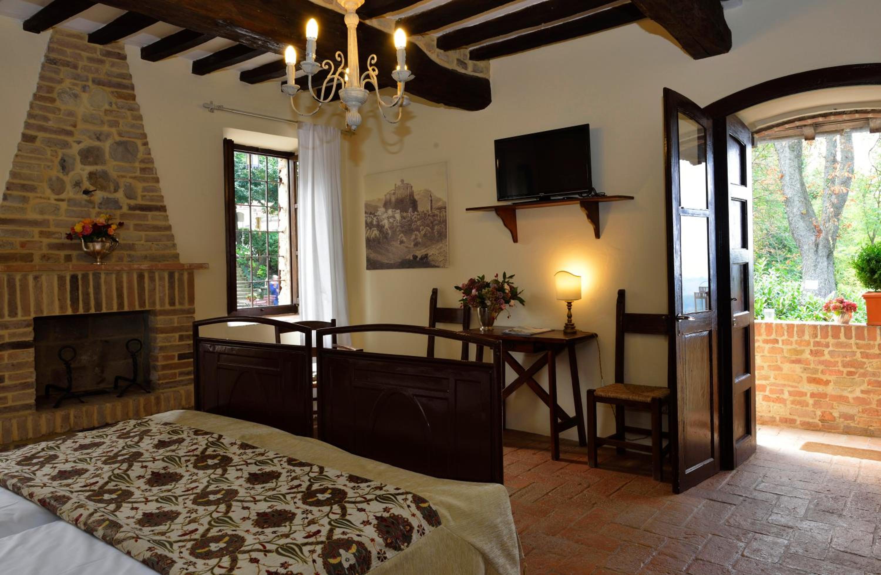 Superior Double Room - Photo 1