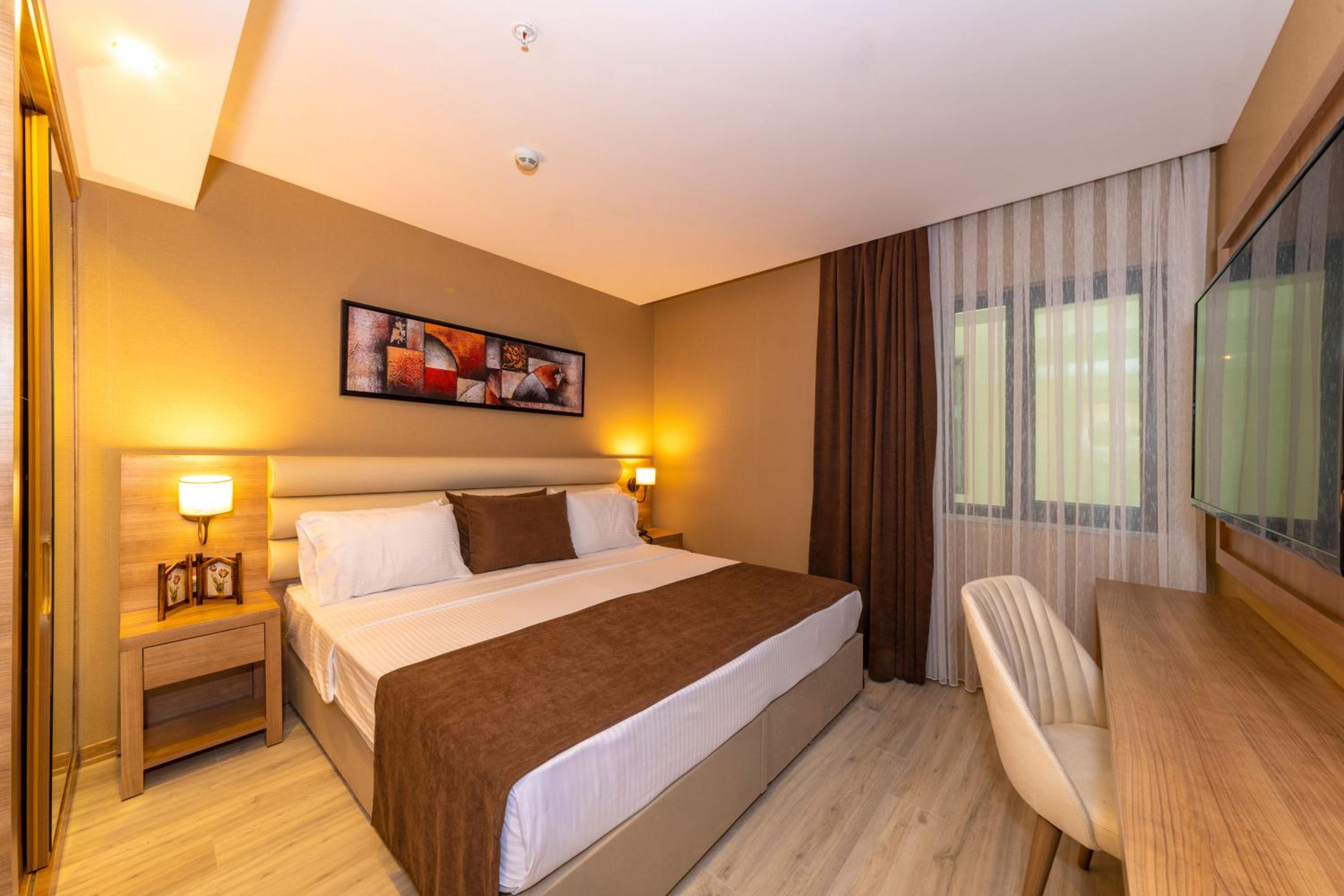 Comfort Suite photo 3