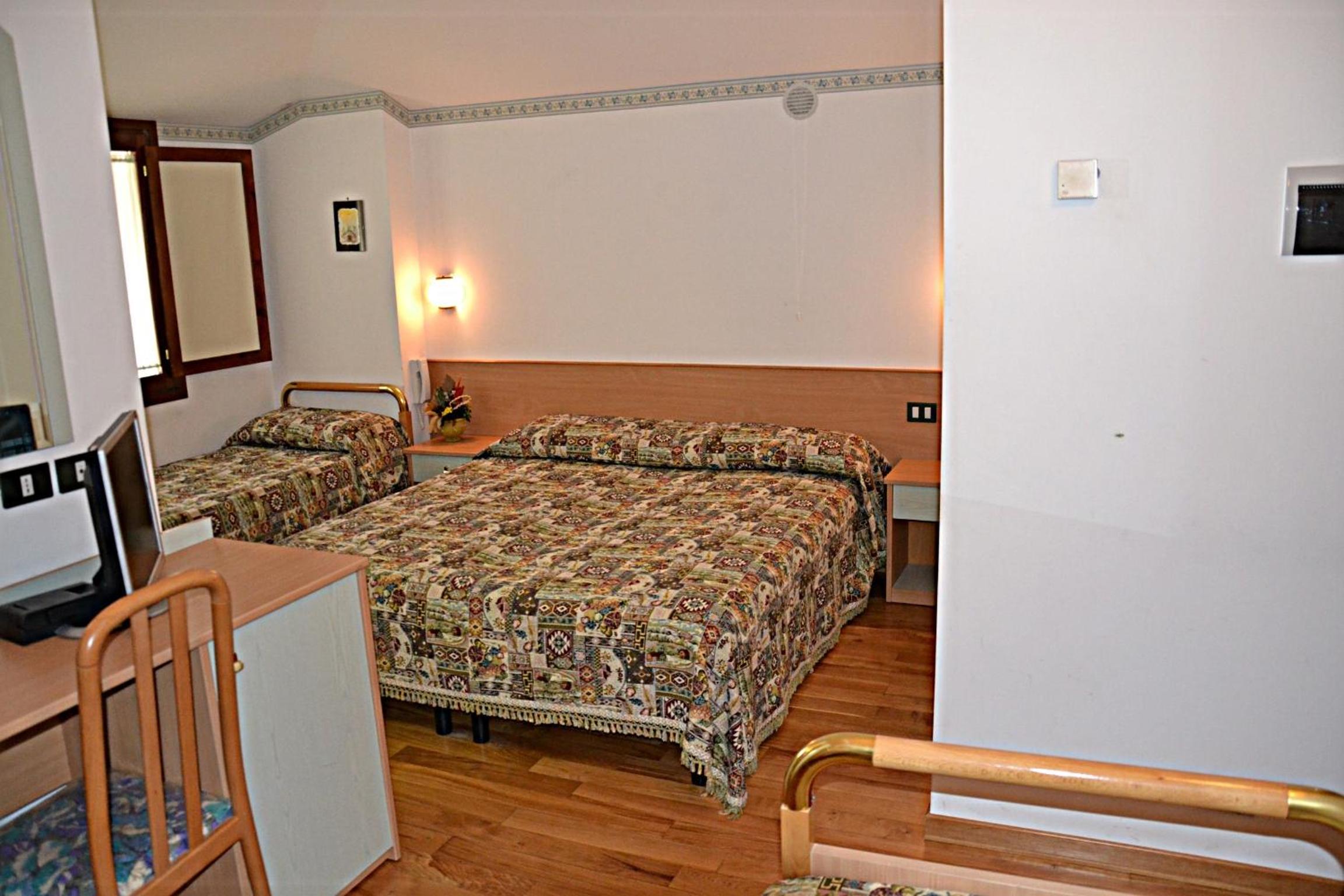 Quadruple Room photo 1