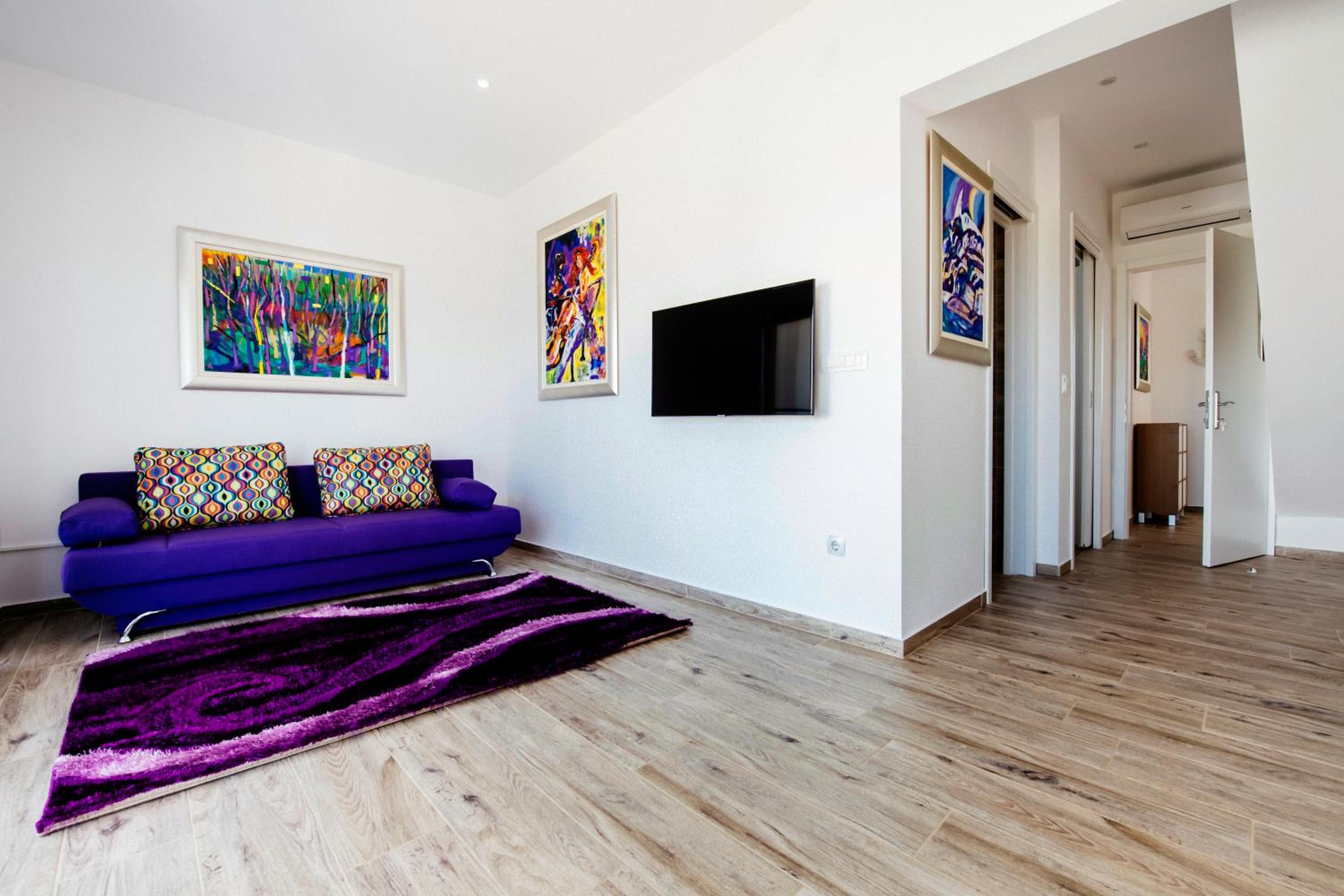Apartment with Sea View