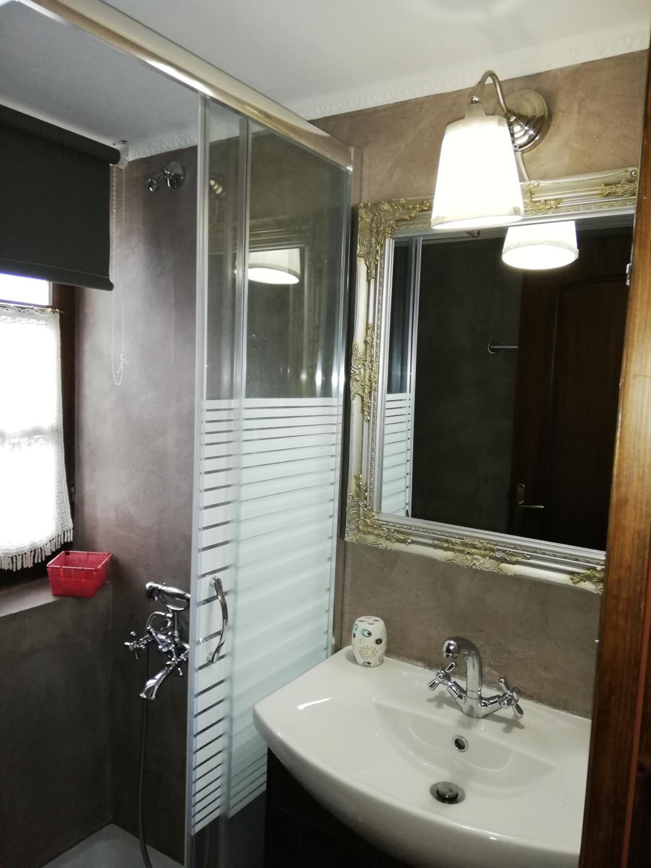 Double Room - Photo 3