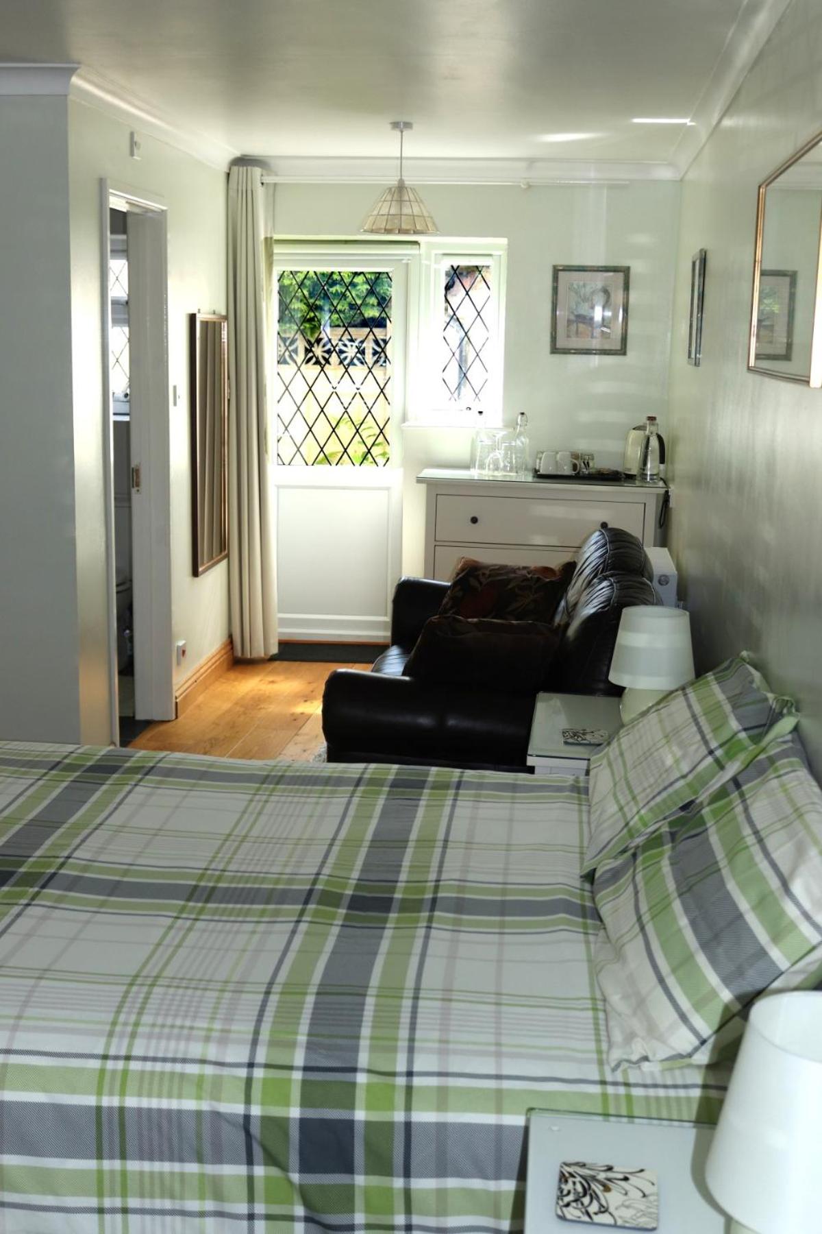 Triple Room with Private Bathroom photo 1