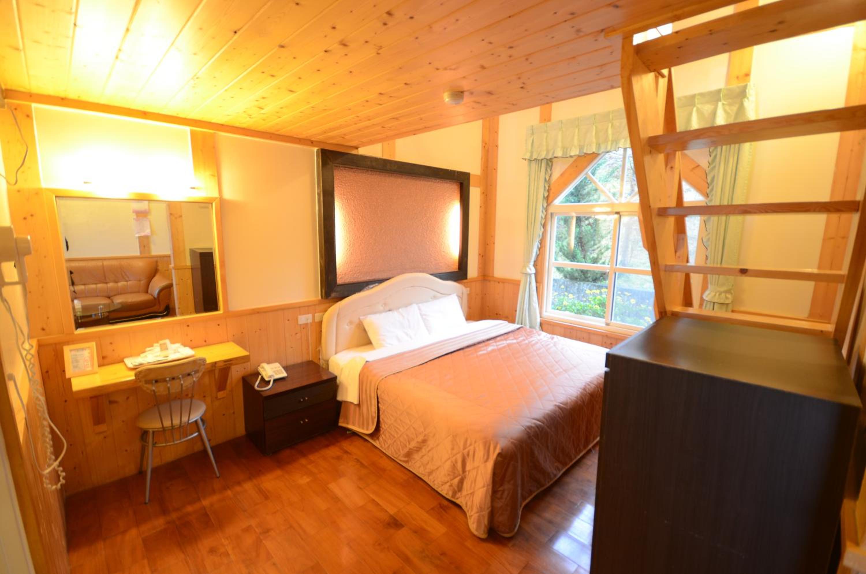 Quadruple Room with Mountain View