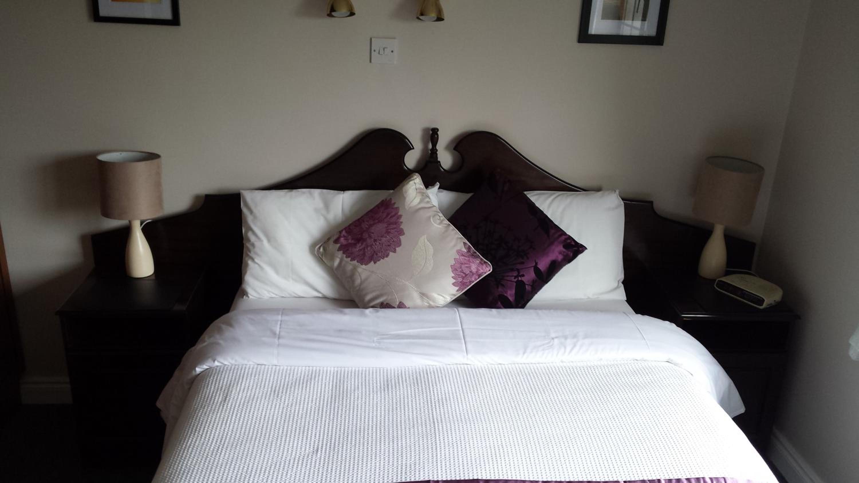Double Room - Photo 10