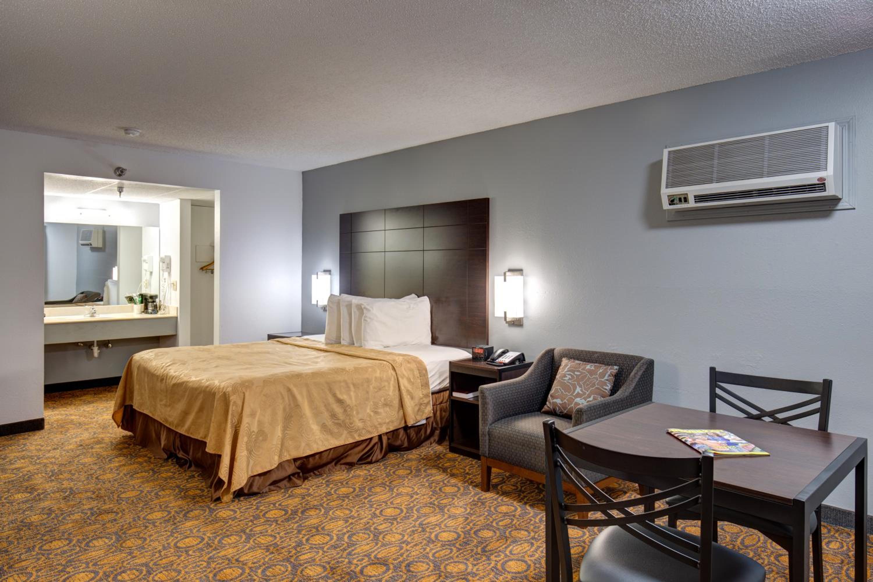 Superior King Room - Photo 5