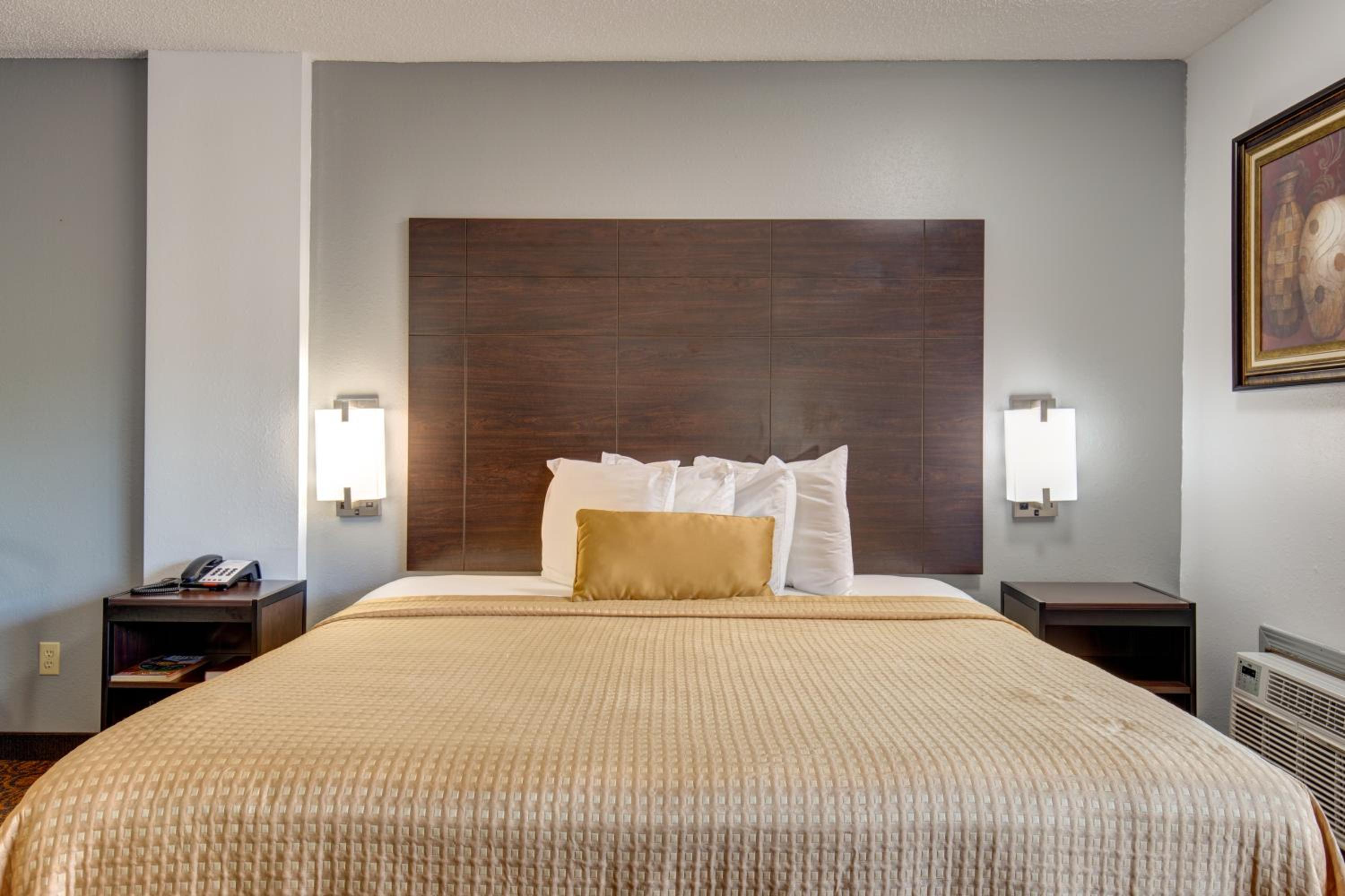 Superior King Room - Photo 1
