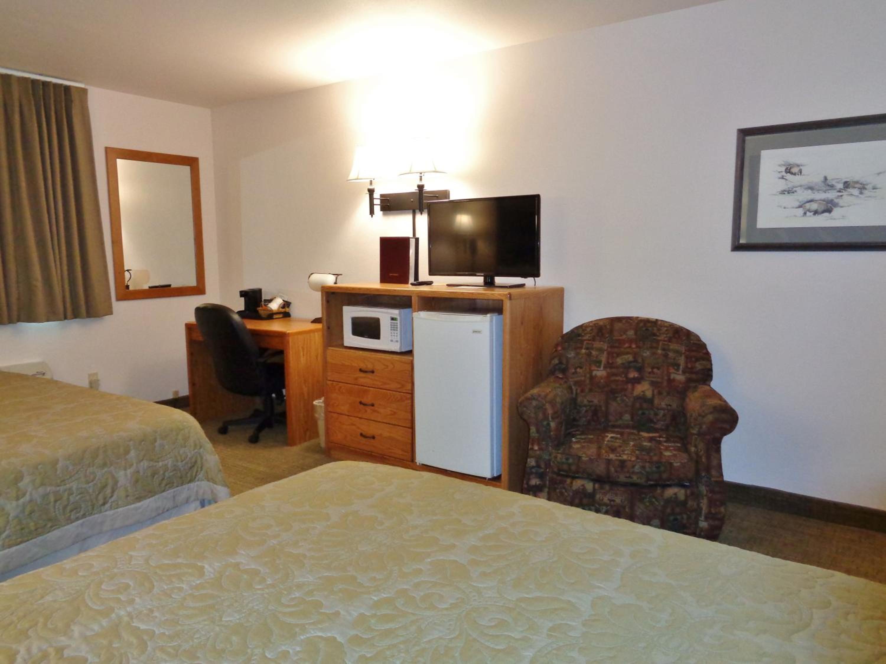 King Room with Two King Beds - Photo 1