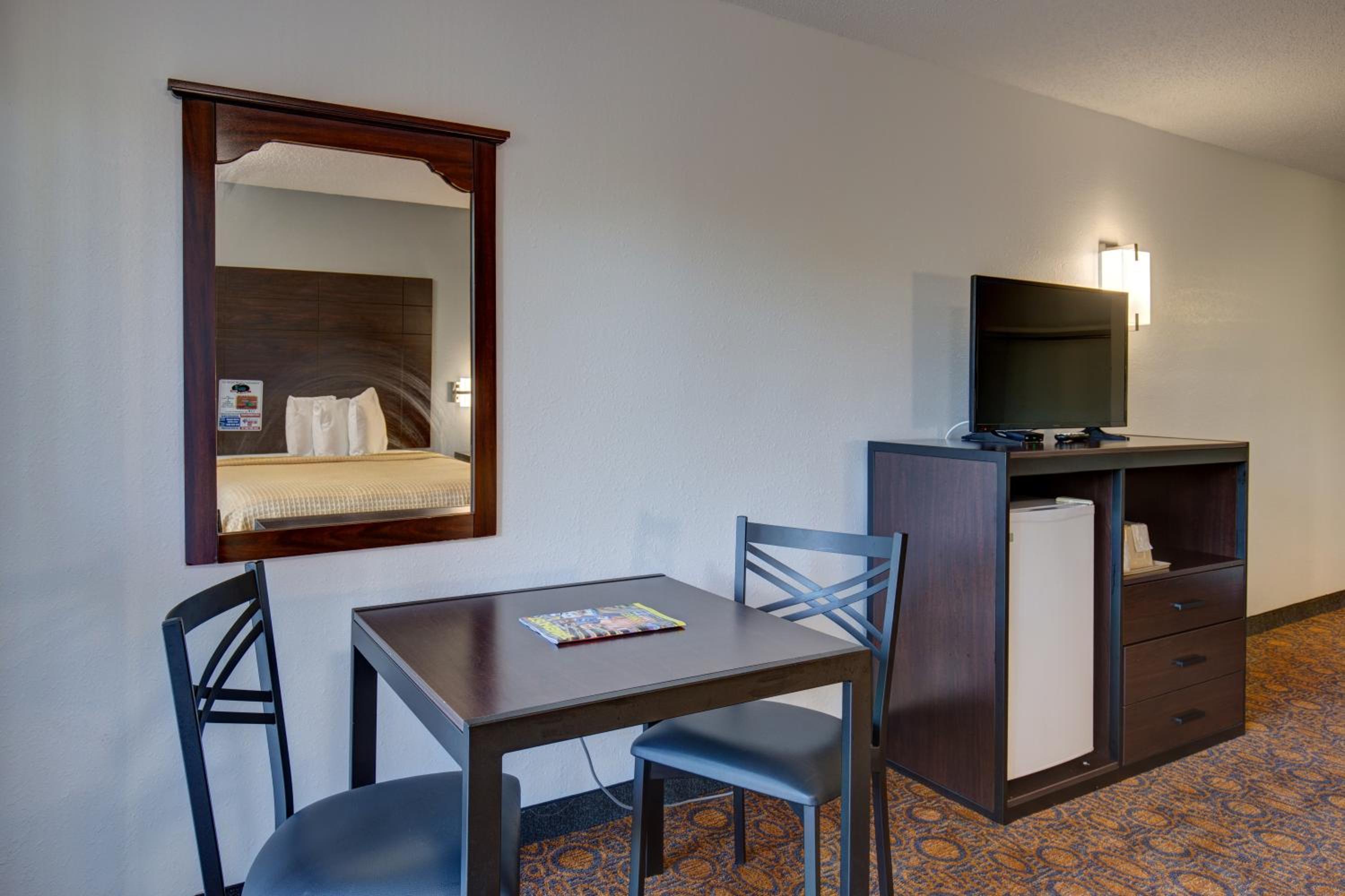 Superior King Room - Photo 4