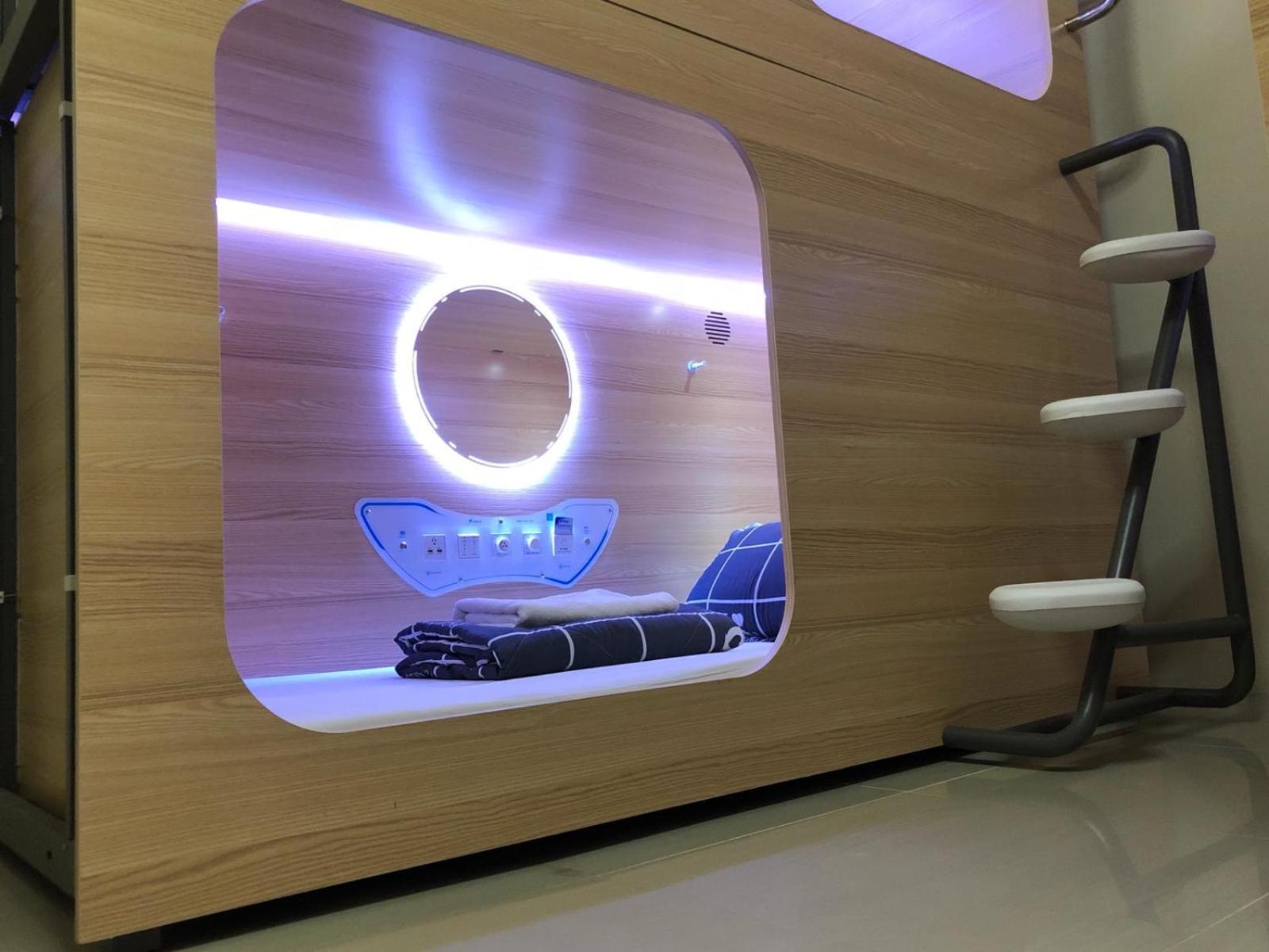 Double Capsule Pod in Mixed Dormitory  photo 1