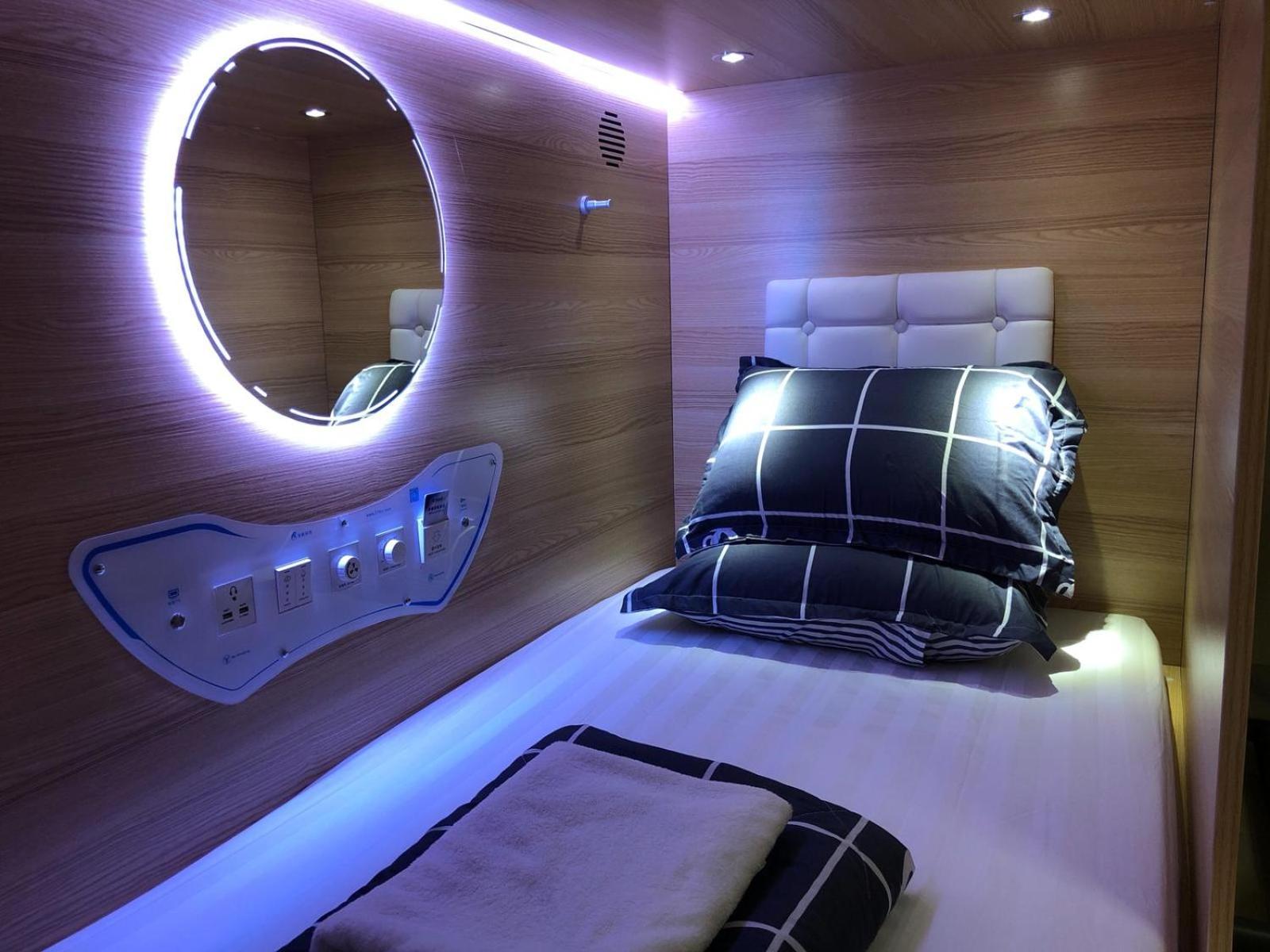 Single Capsule Pod in Mixed Dormitory  photo 1