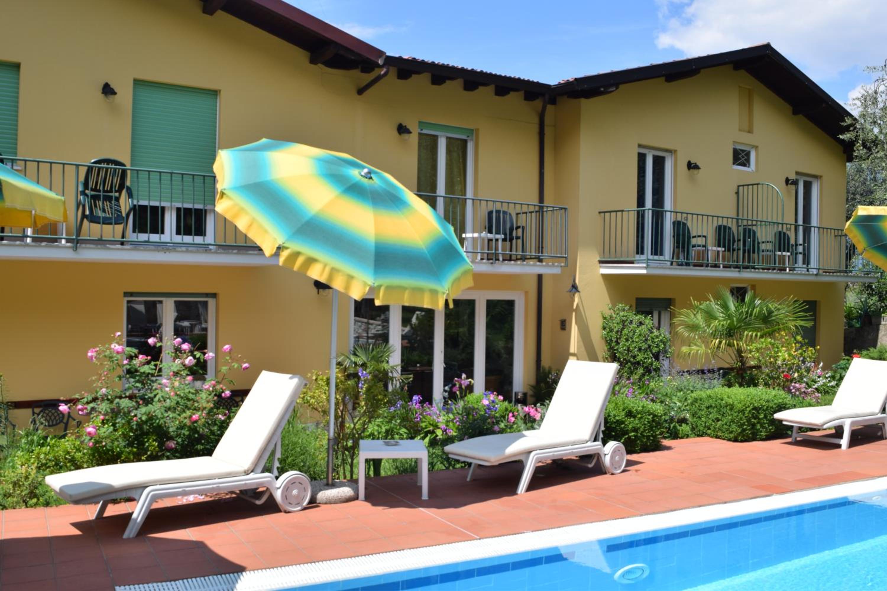 Superior Double or Twin Room with Garden View photo 2