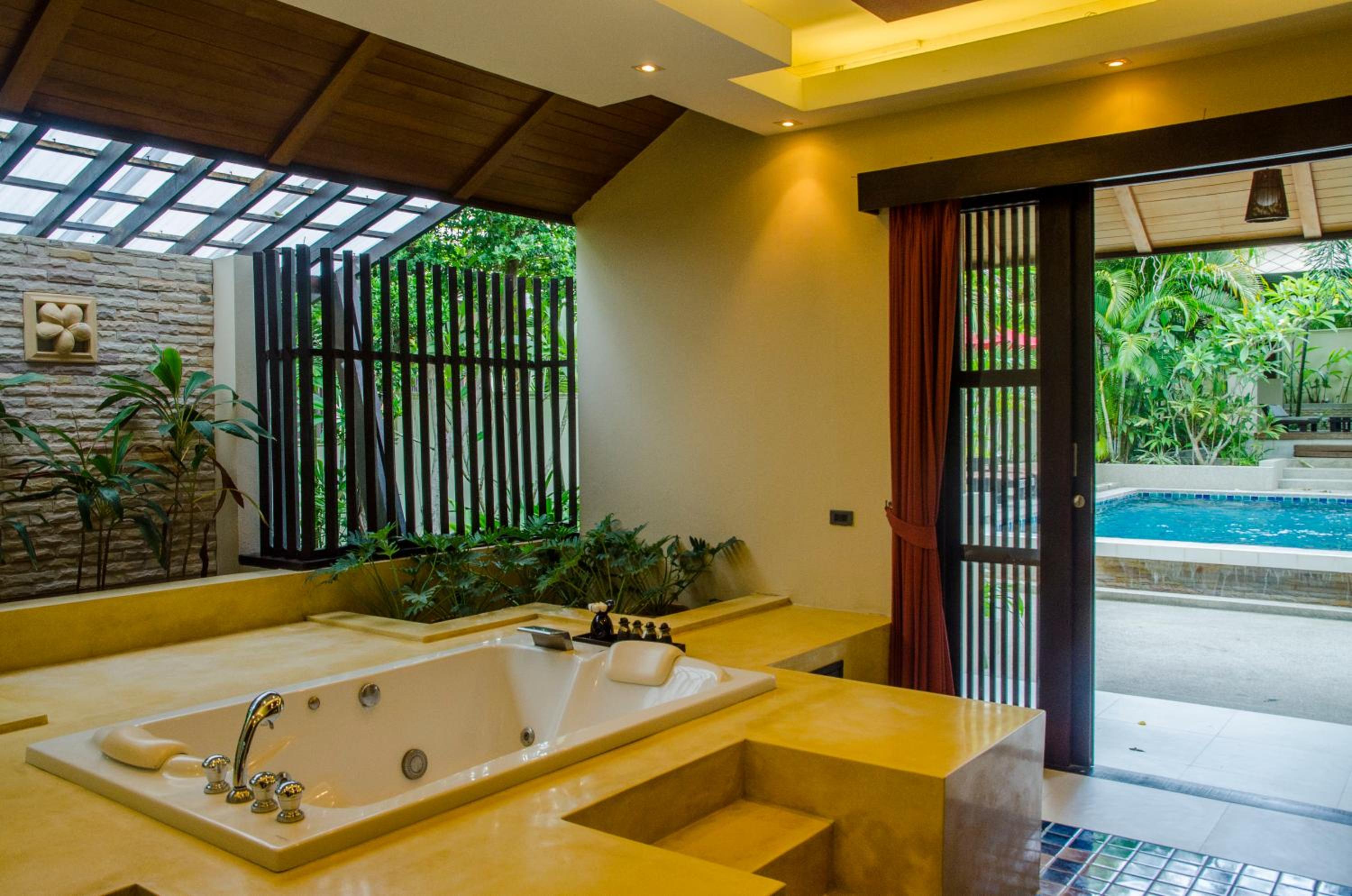 Villa with Private Pool photo 2