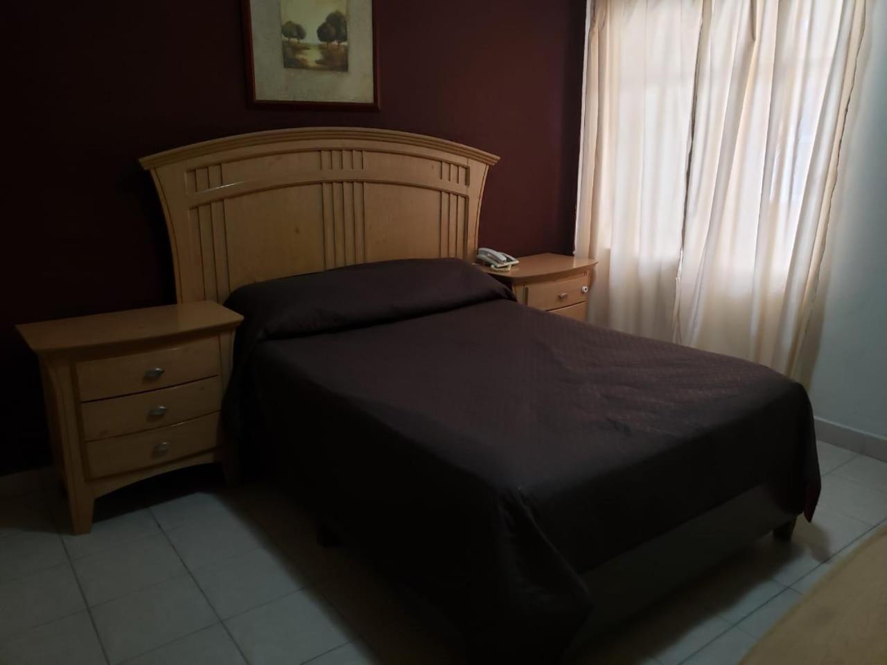 Queen Room - Photo 7