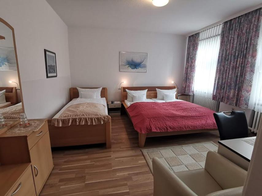 Triple Room - Photo 9