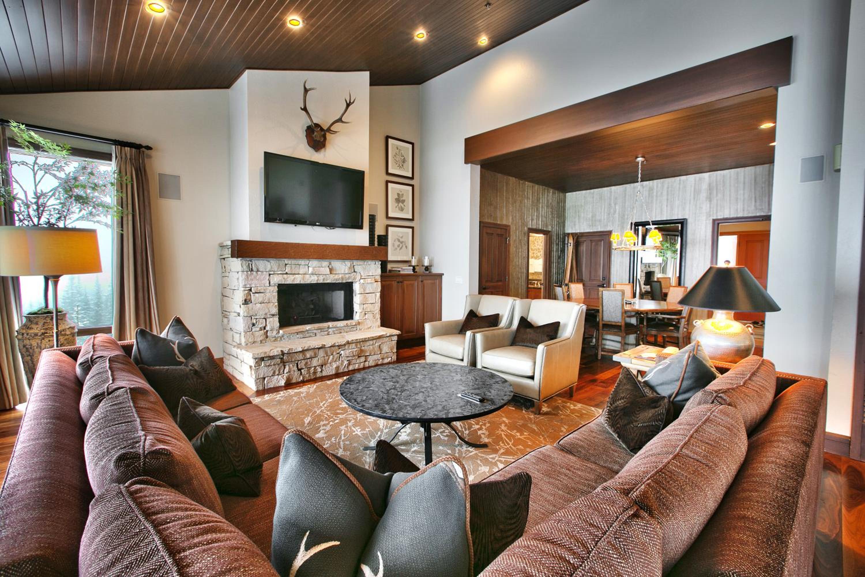 Premium Luxury One Bedroom with Hot Tub - Photo 1