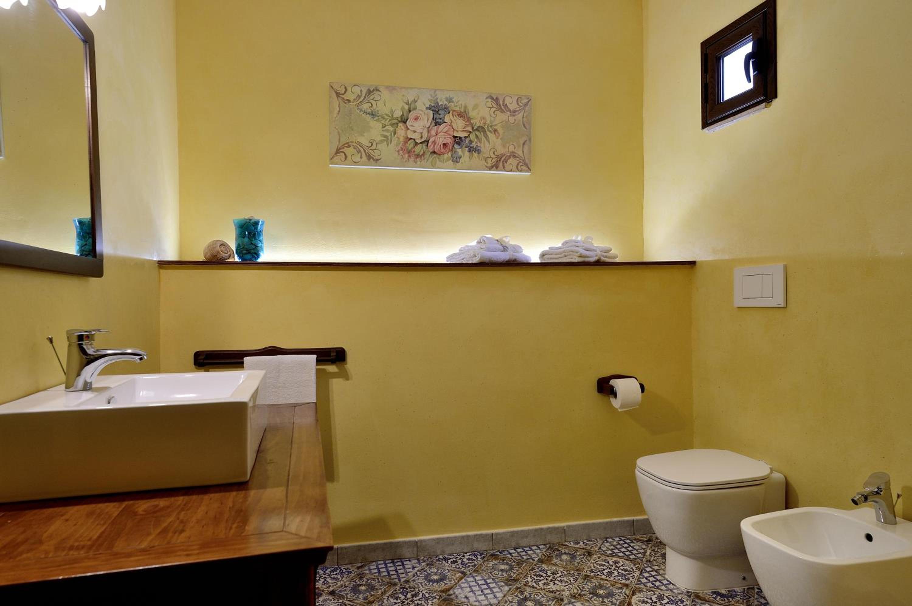 Deluxe Room - Photo 2