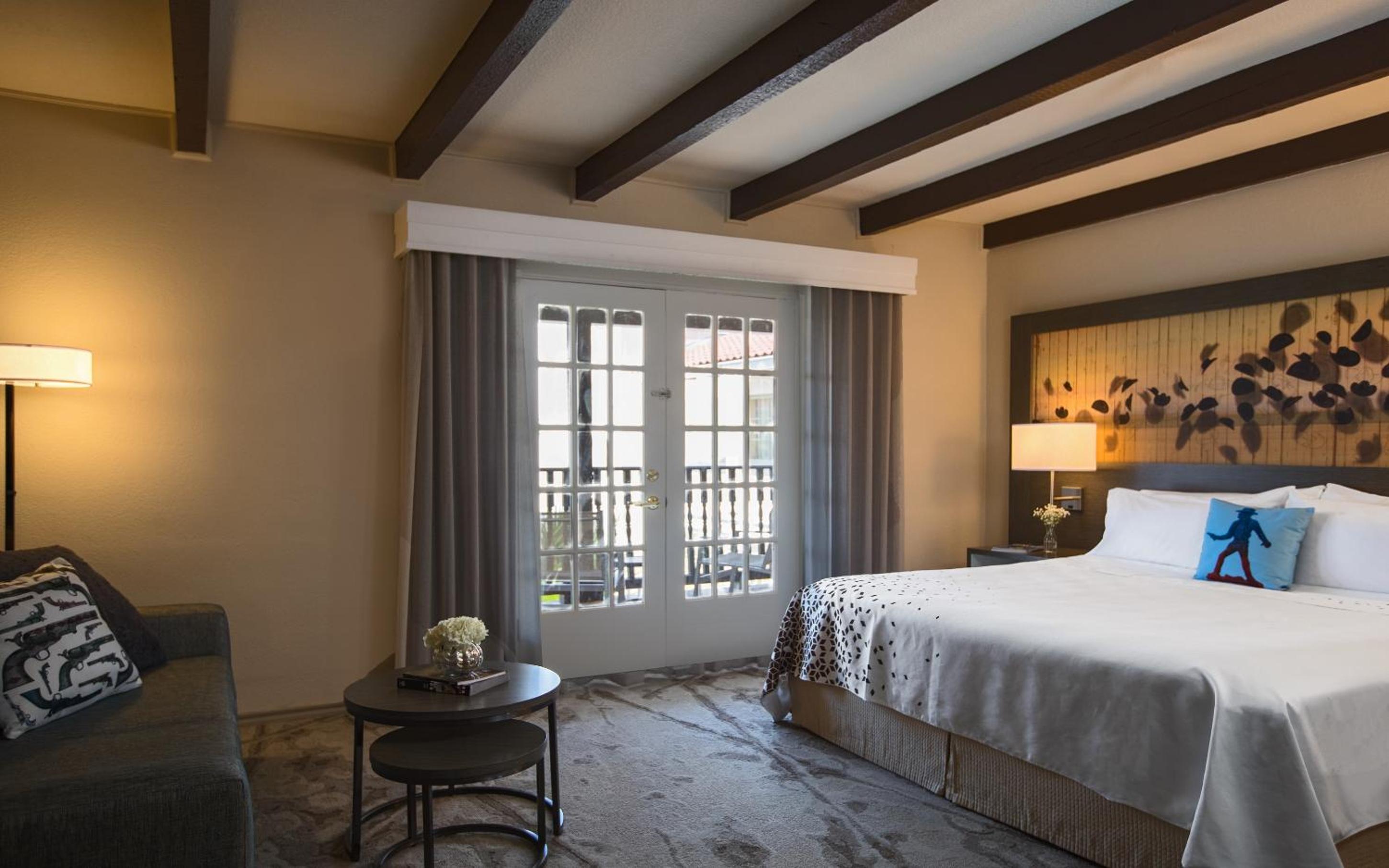 King Room with Courtyard View - Non-Smoking - Photo 1