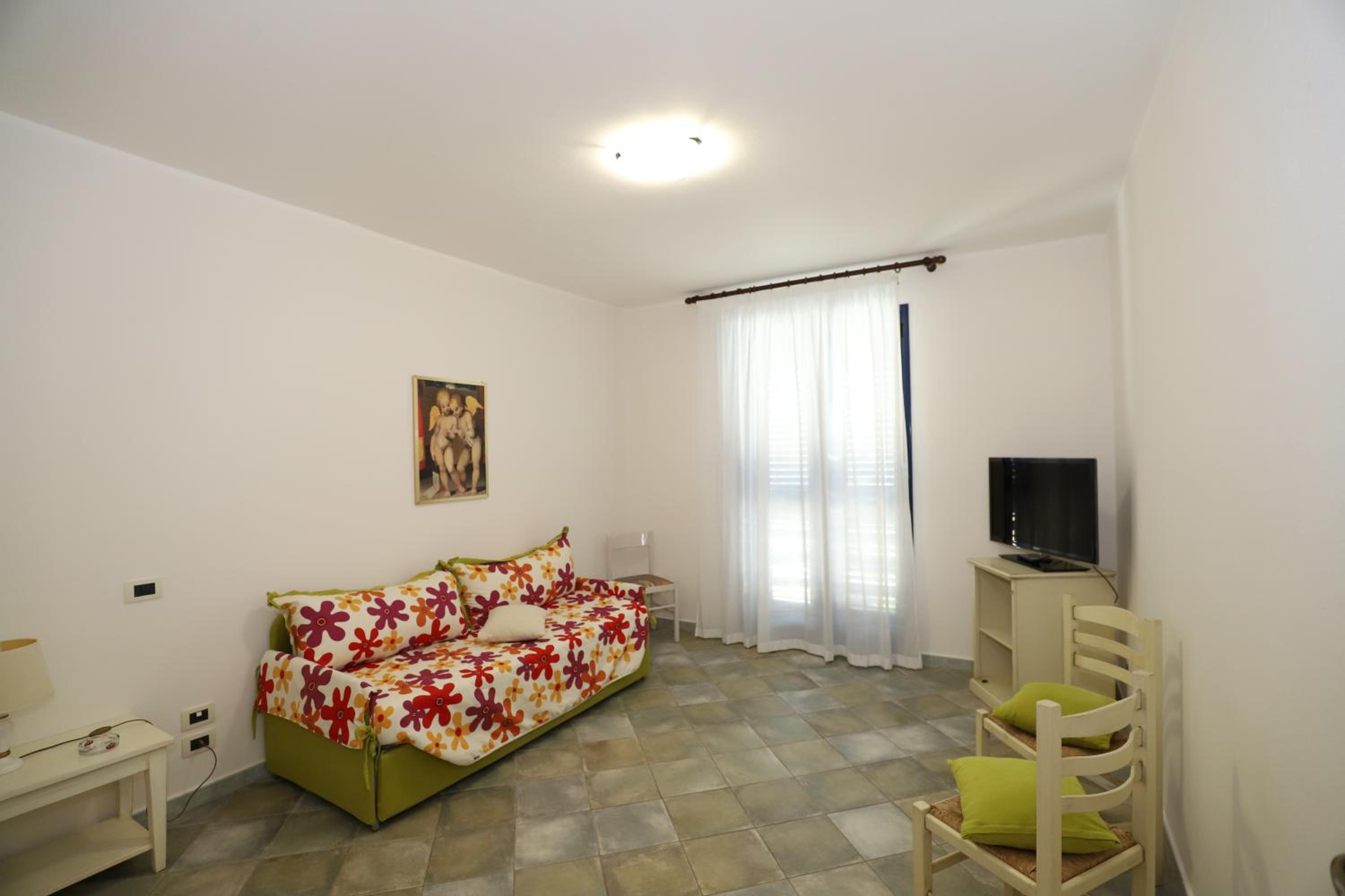Deluxe Double Room with Shower photo 3