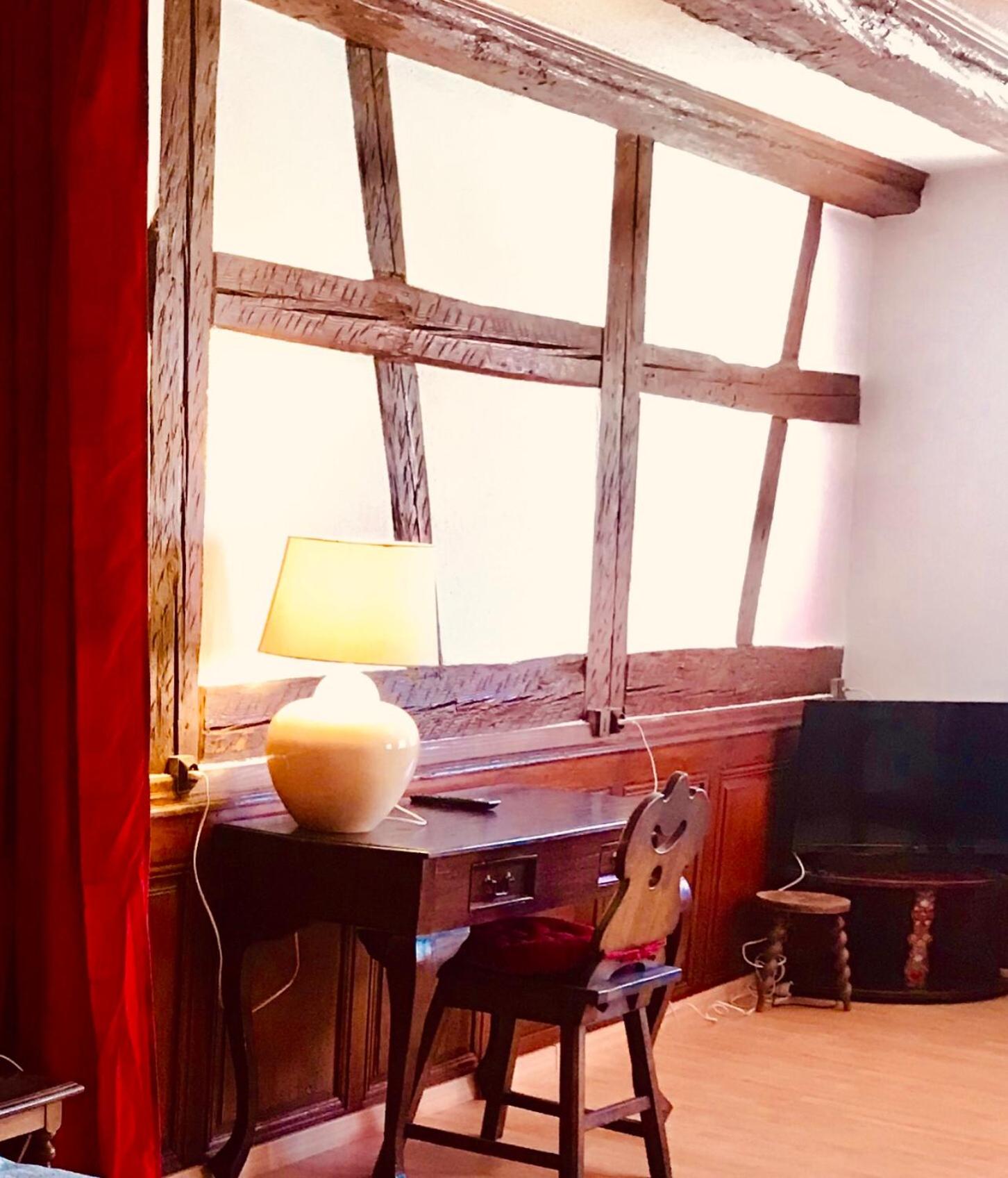 Apartment with Mountain View - Photo 2