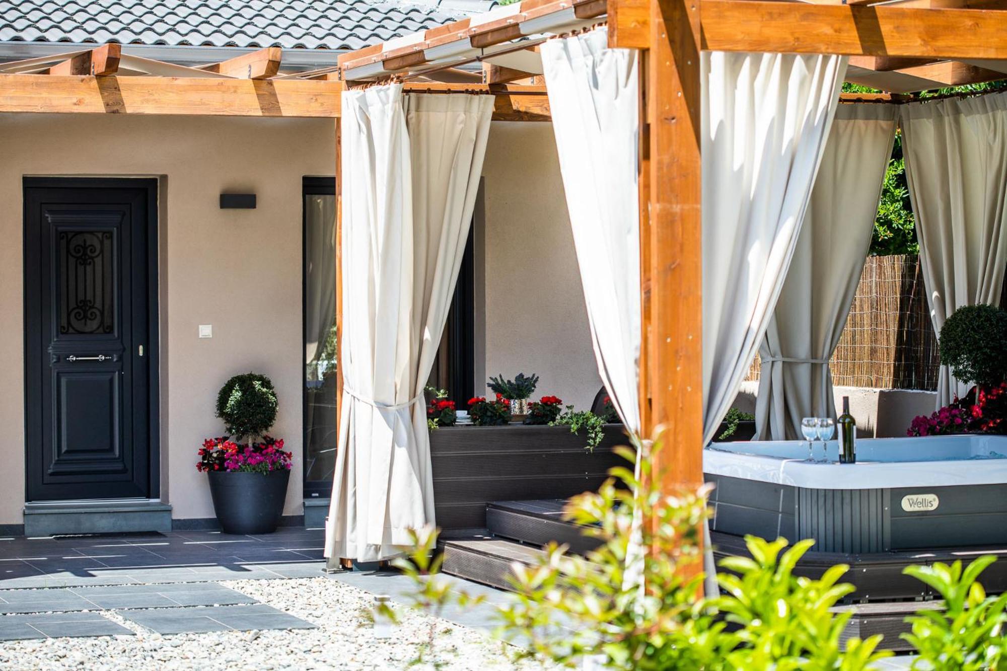 Standard Villa - Photo 24