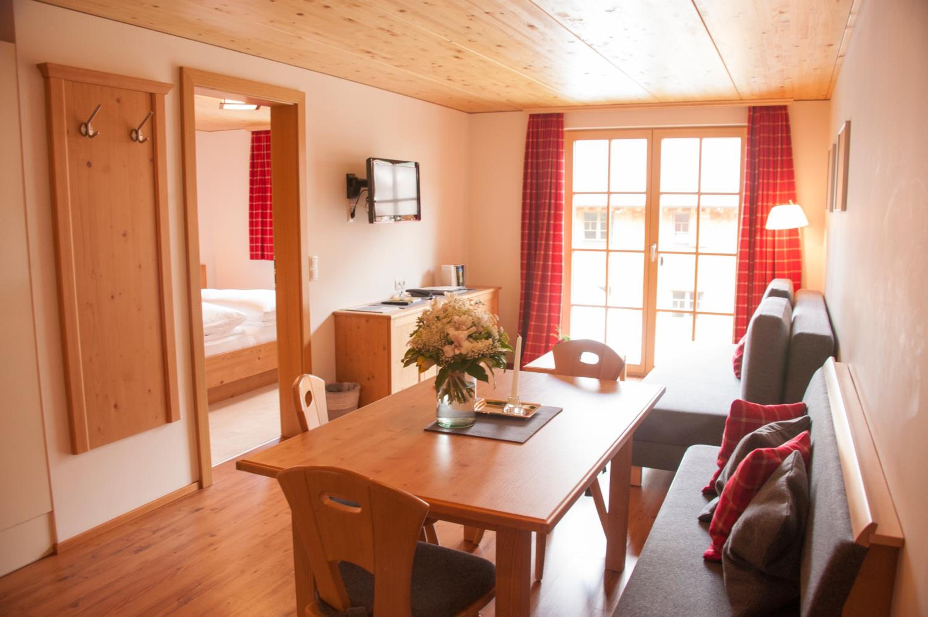 Apartment (2-4 Adults) photo 2