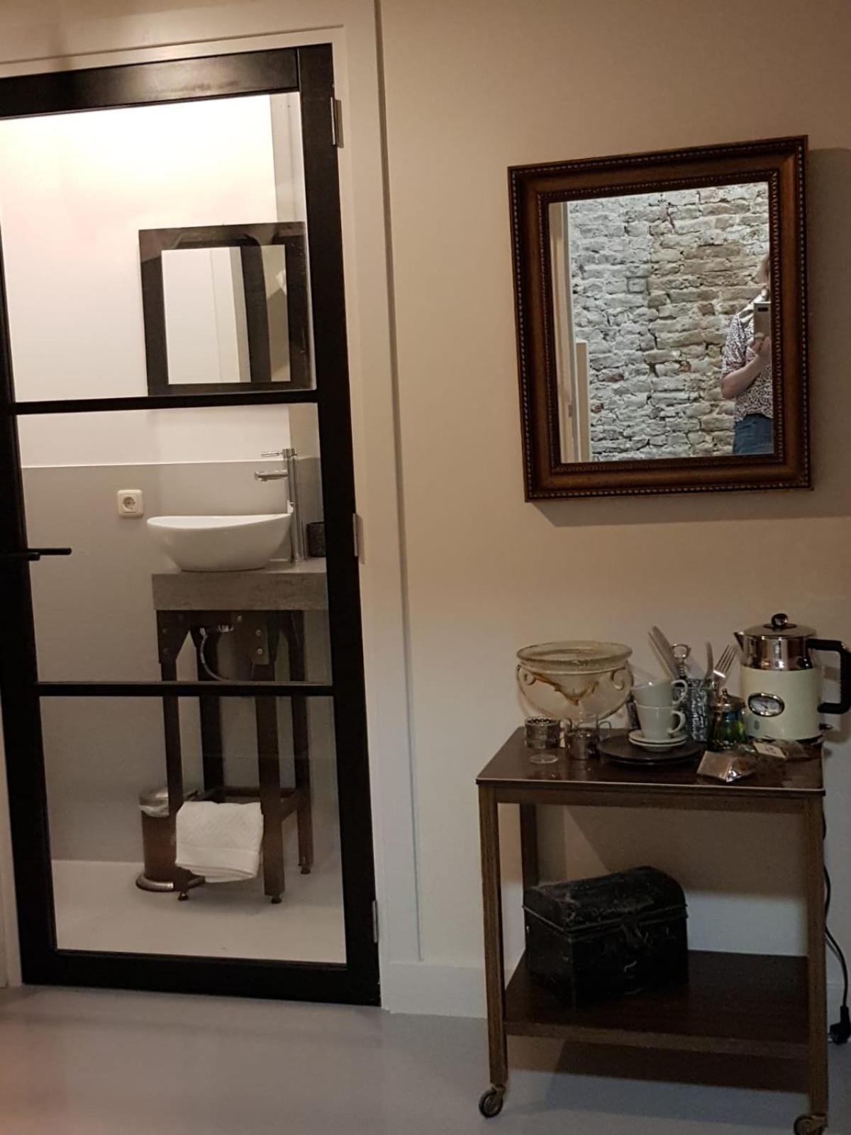 Double Room with Private Bathroom - Photo 7