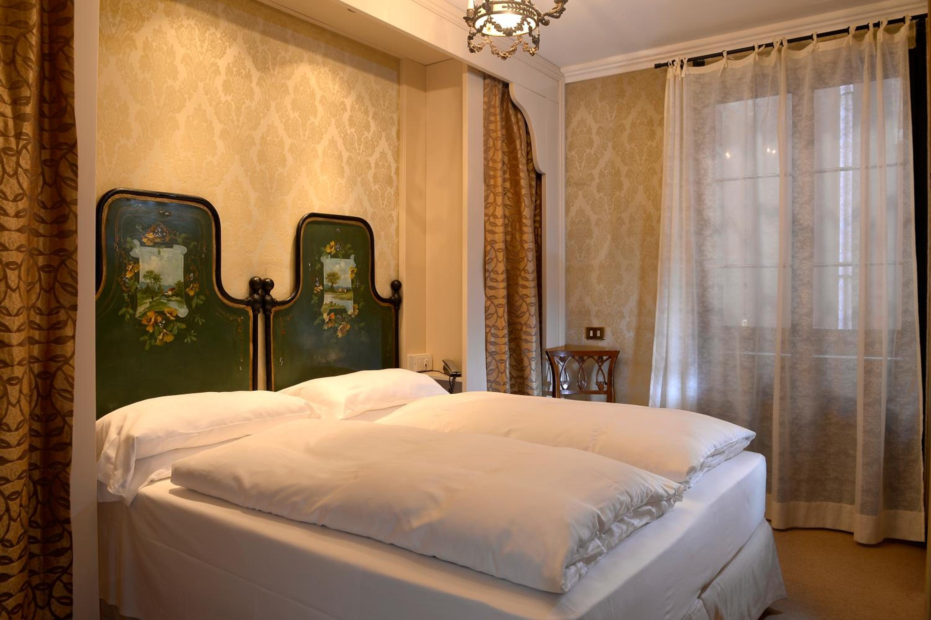 Economy Double or Twin Room