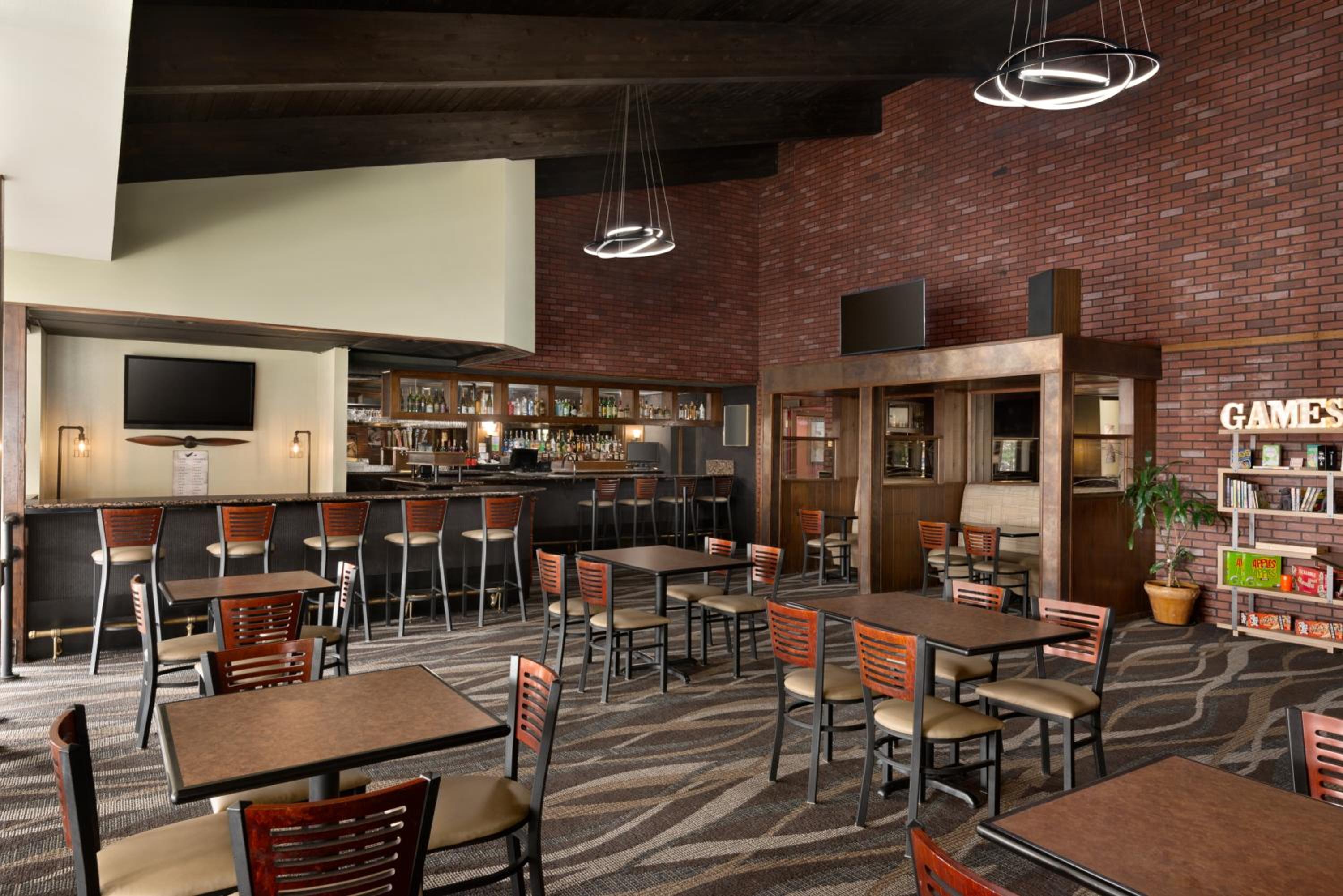 Queen Room - Non-Smoking - Photo 3