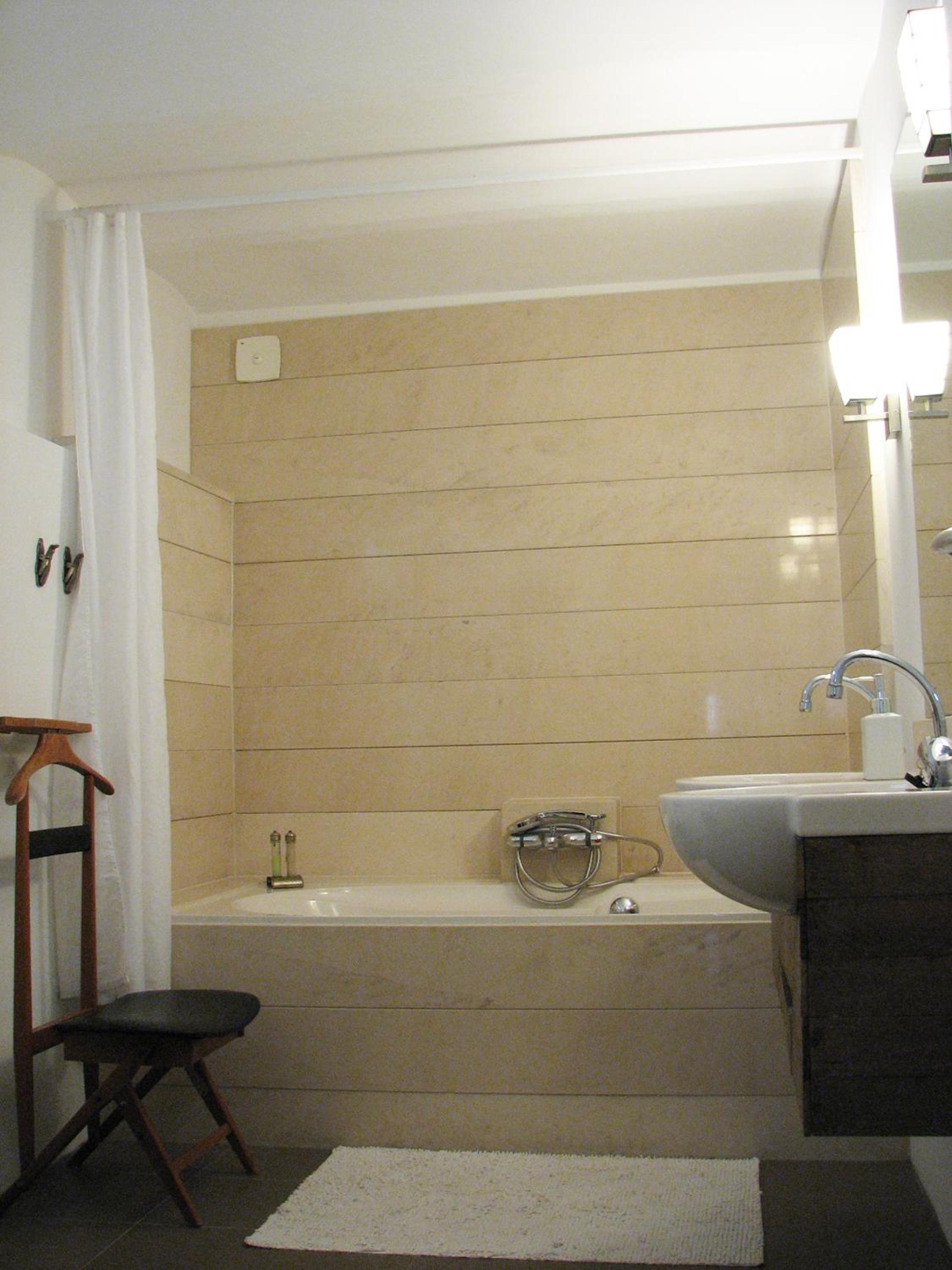 Standard Double or Twin Room with Garden  - Photo 4