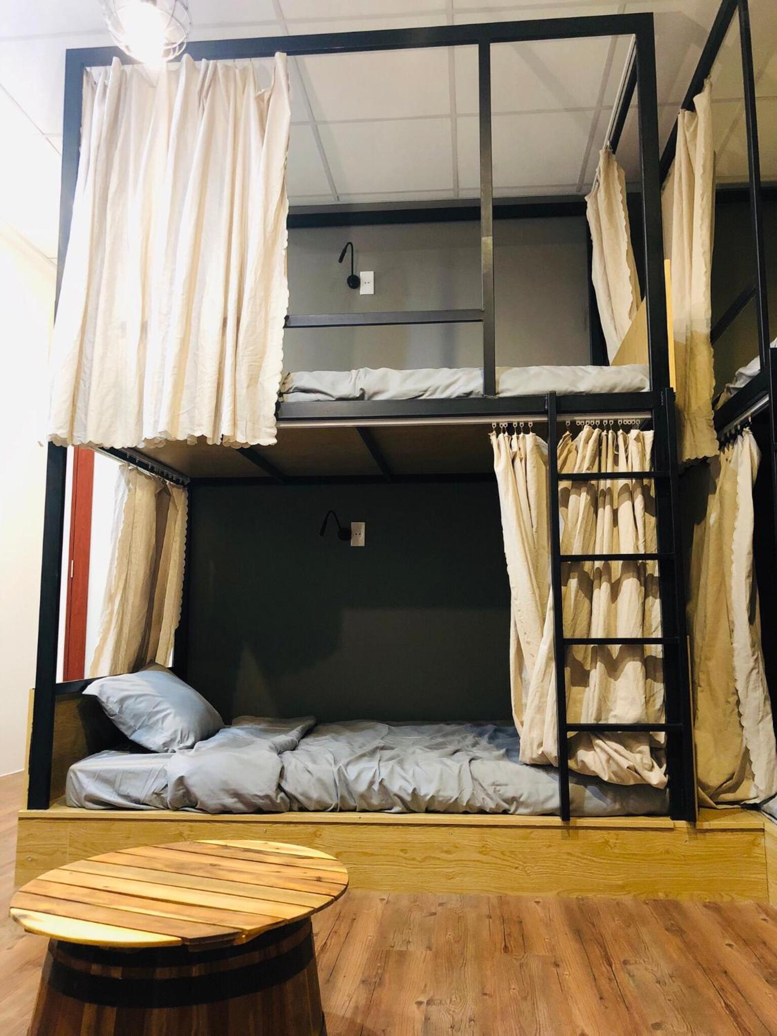 6-Bed Mixed Dormitory Room photo 2