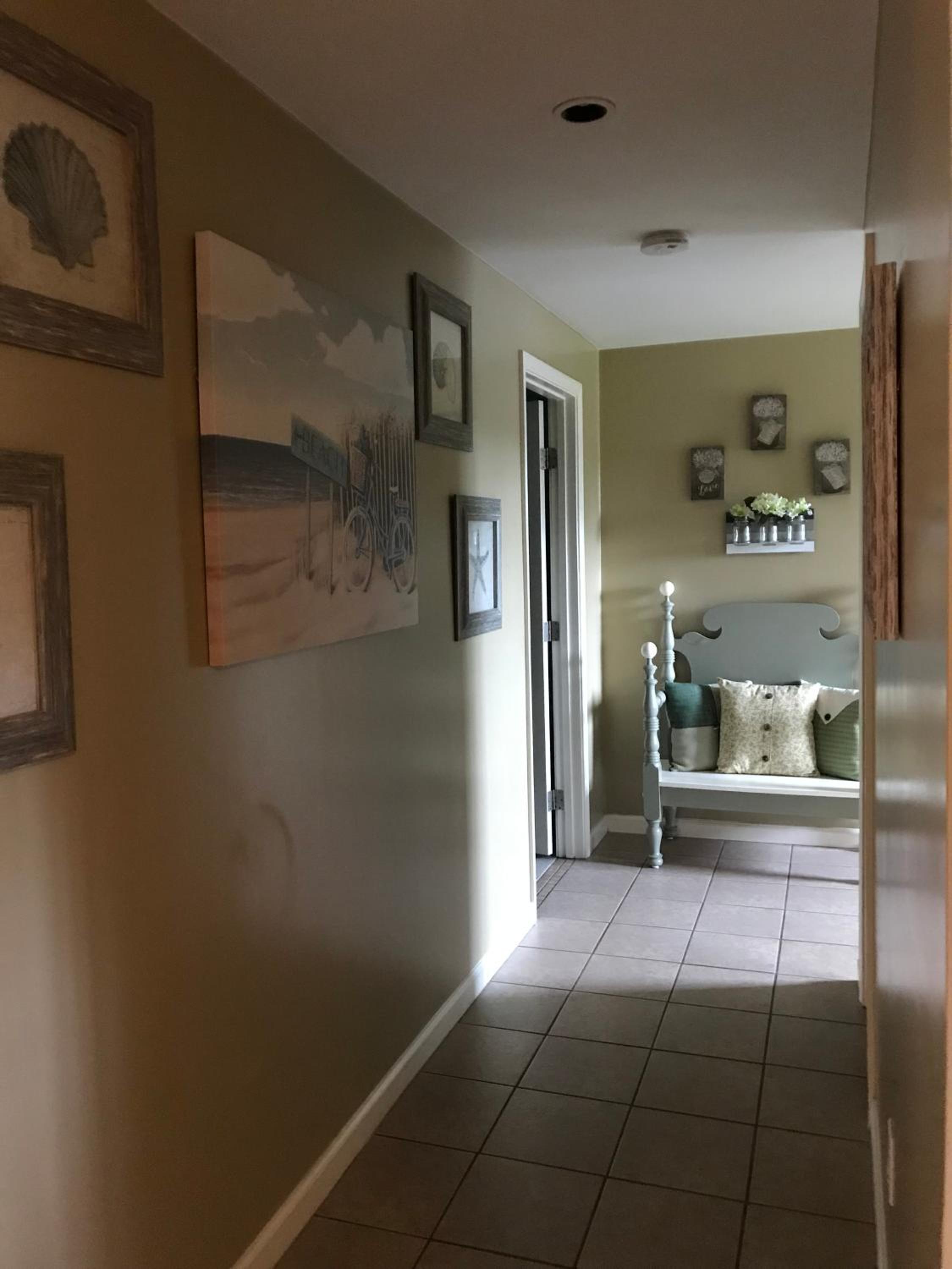 Two-Bedroom Apartment - Photo 21