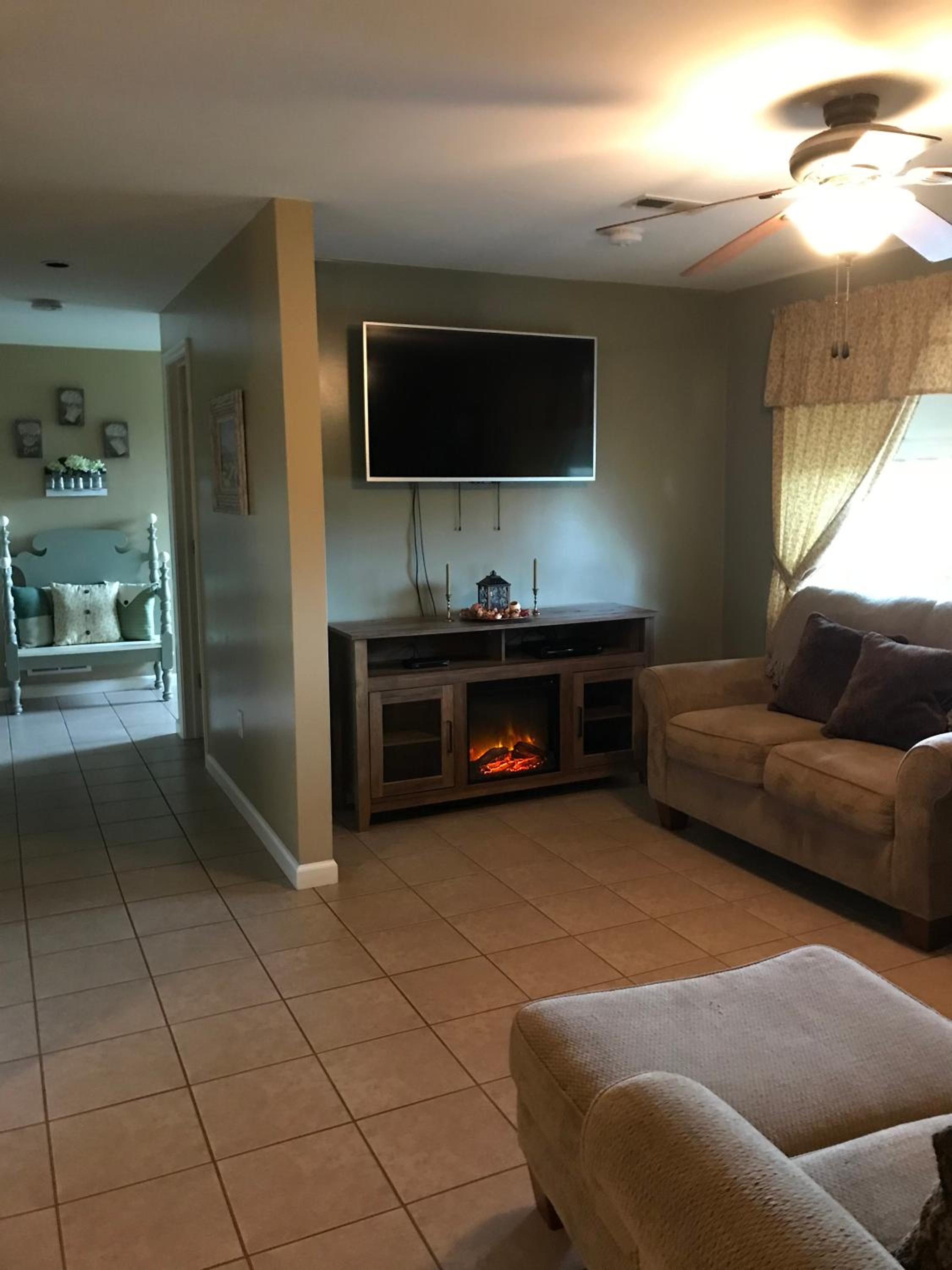Two-Bedroom Apartment - Photo 1