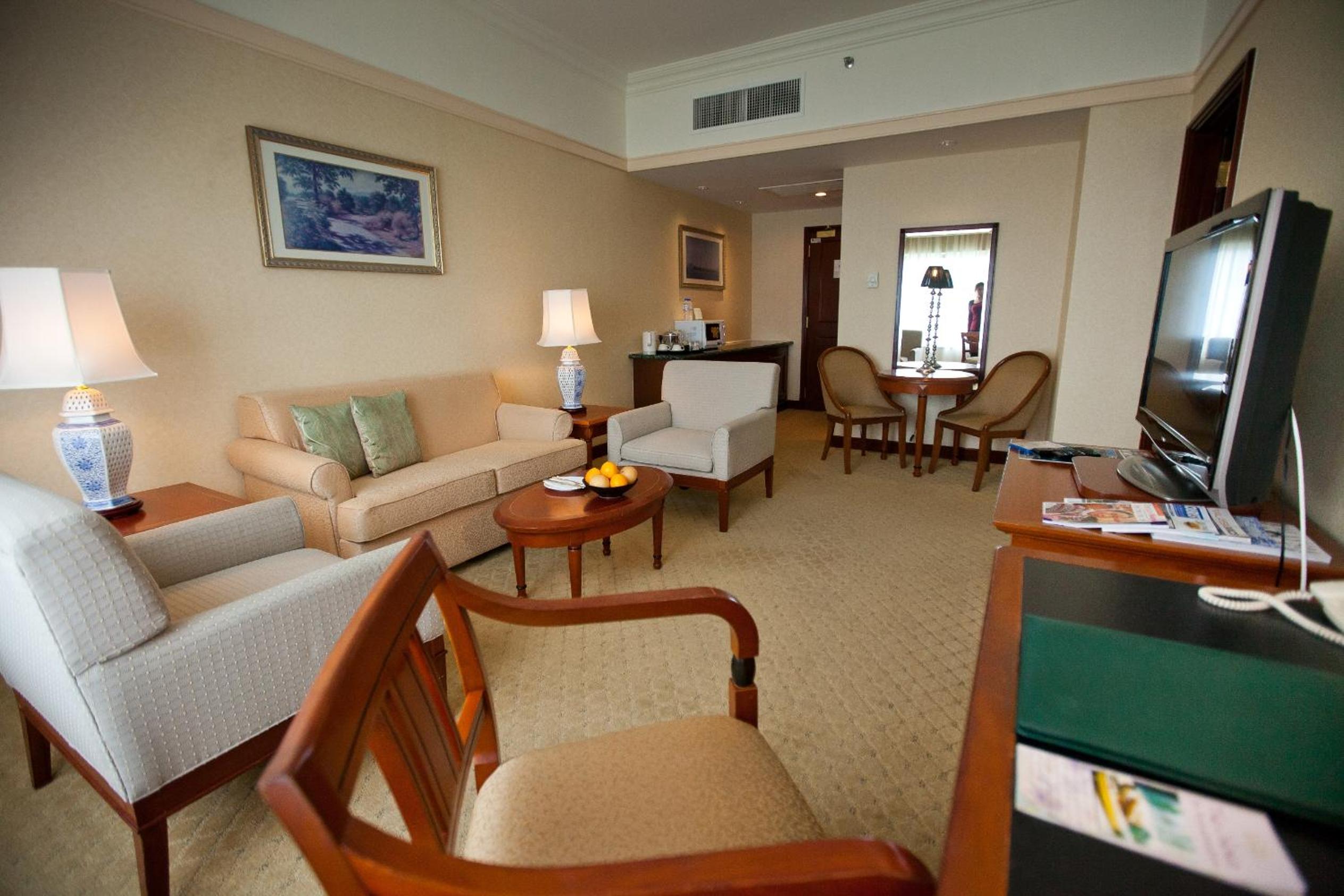 Deluxe Suite