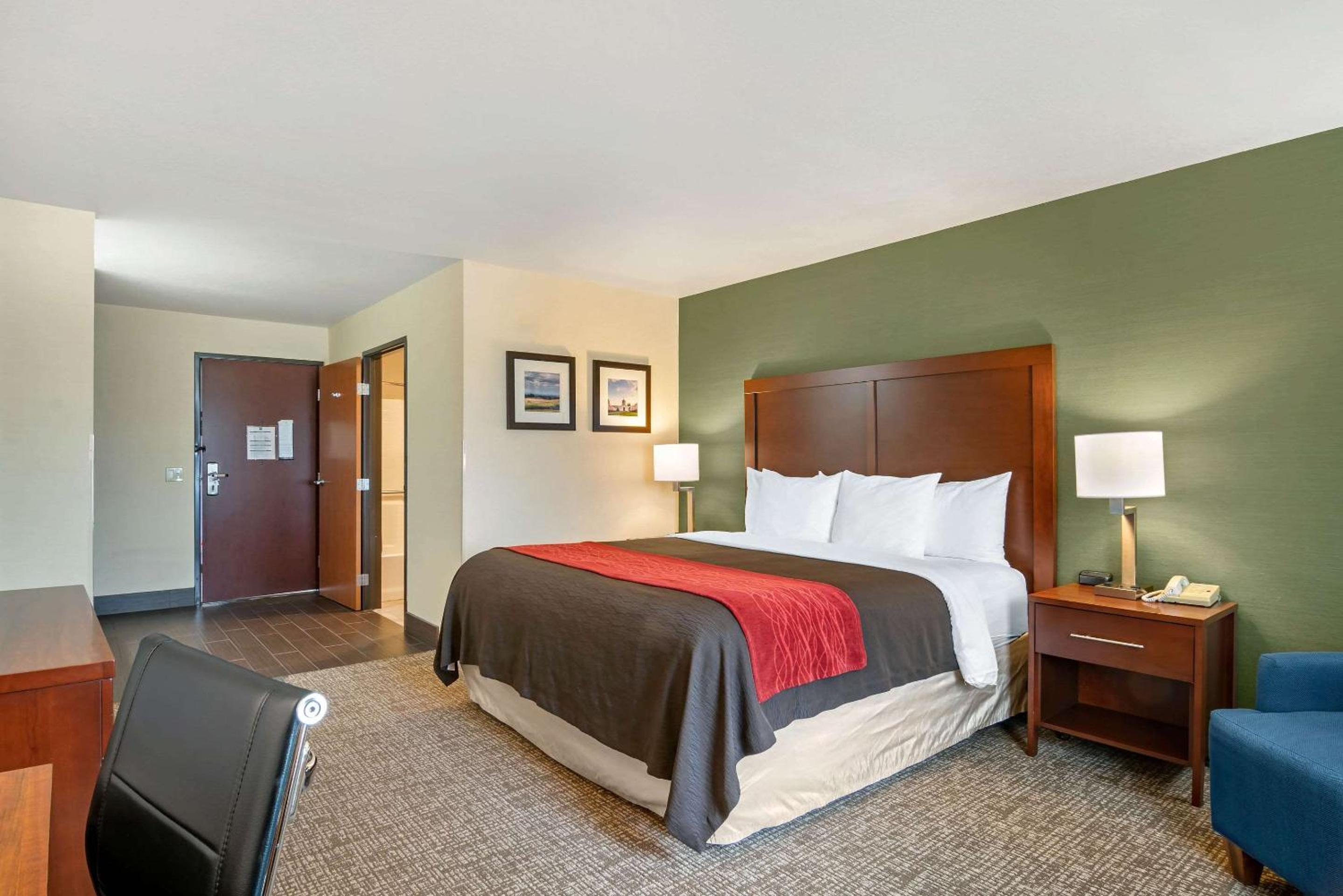 King Room - Disability Access/Non-Smoking - Photo 1