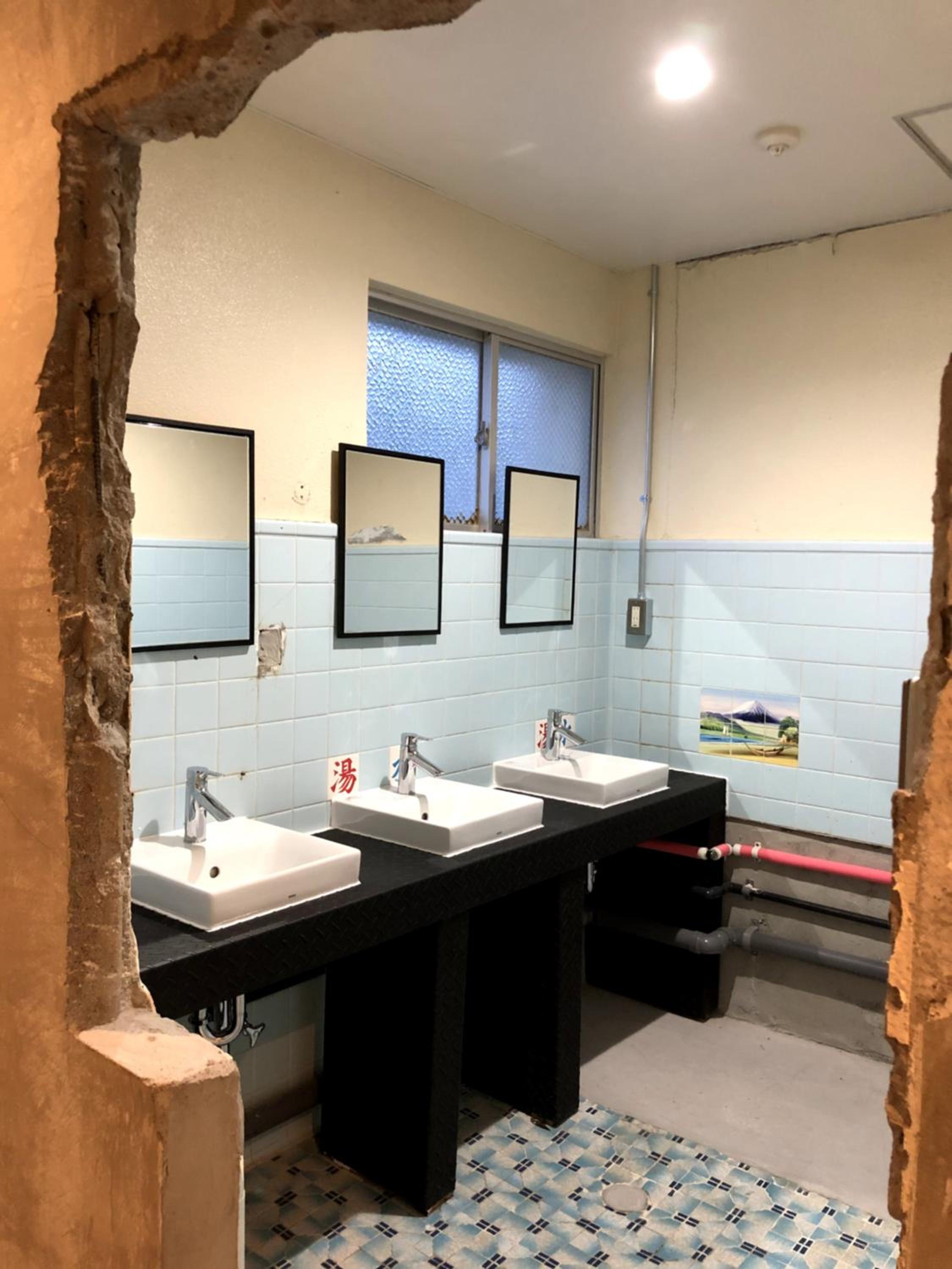 Standard Single Room With Shared Bathroom - Photo 3