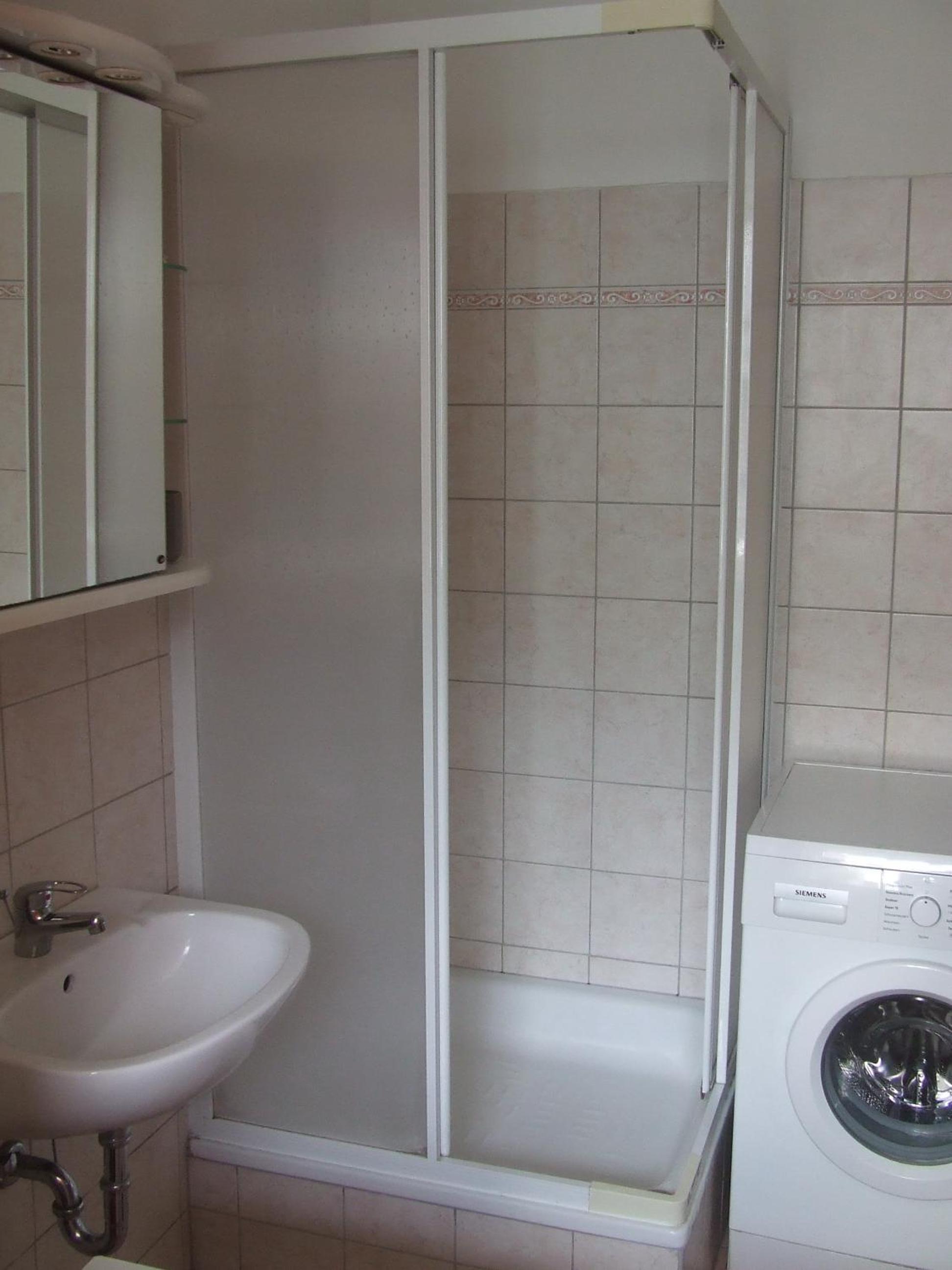Apartment photo 2