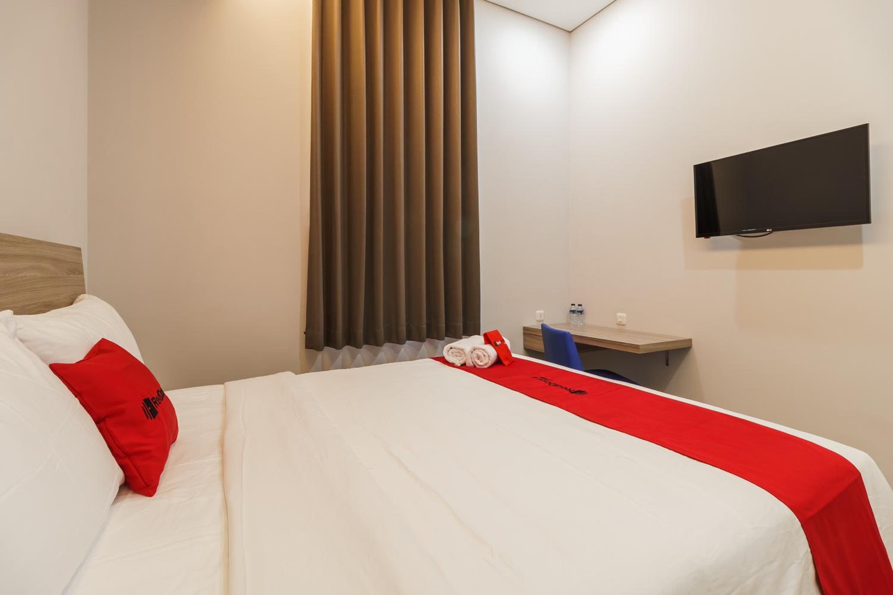 Double Room - Photo 8
