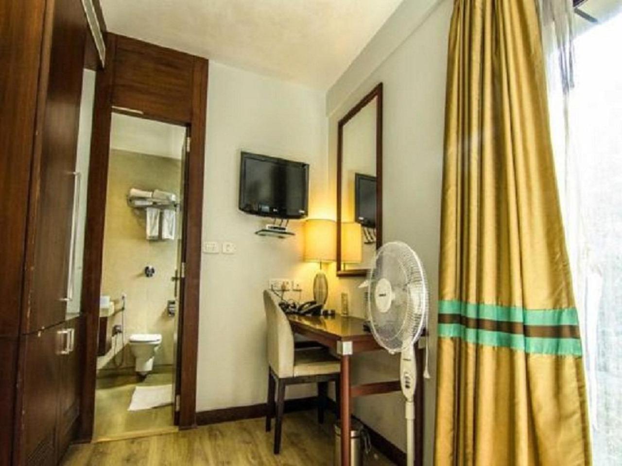 Double Room - Photo 4