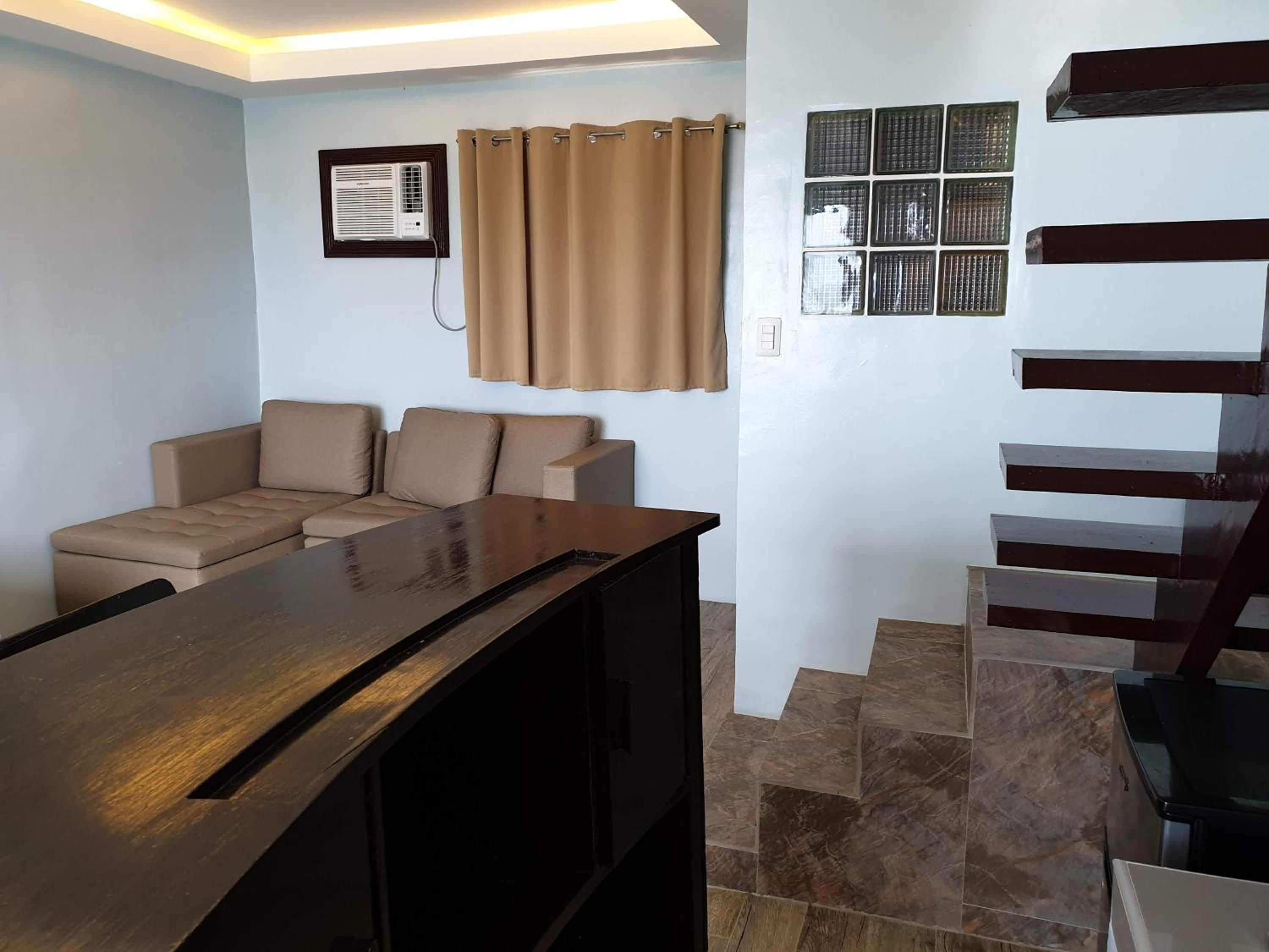 Queen Suite with Sea View - Photo 5