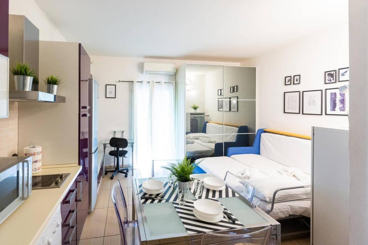 Studio Apartment