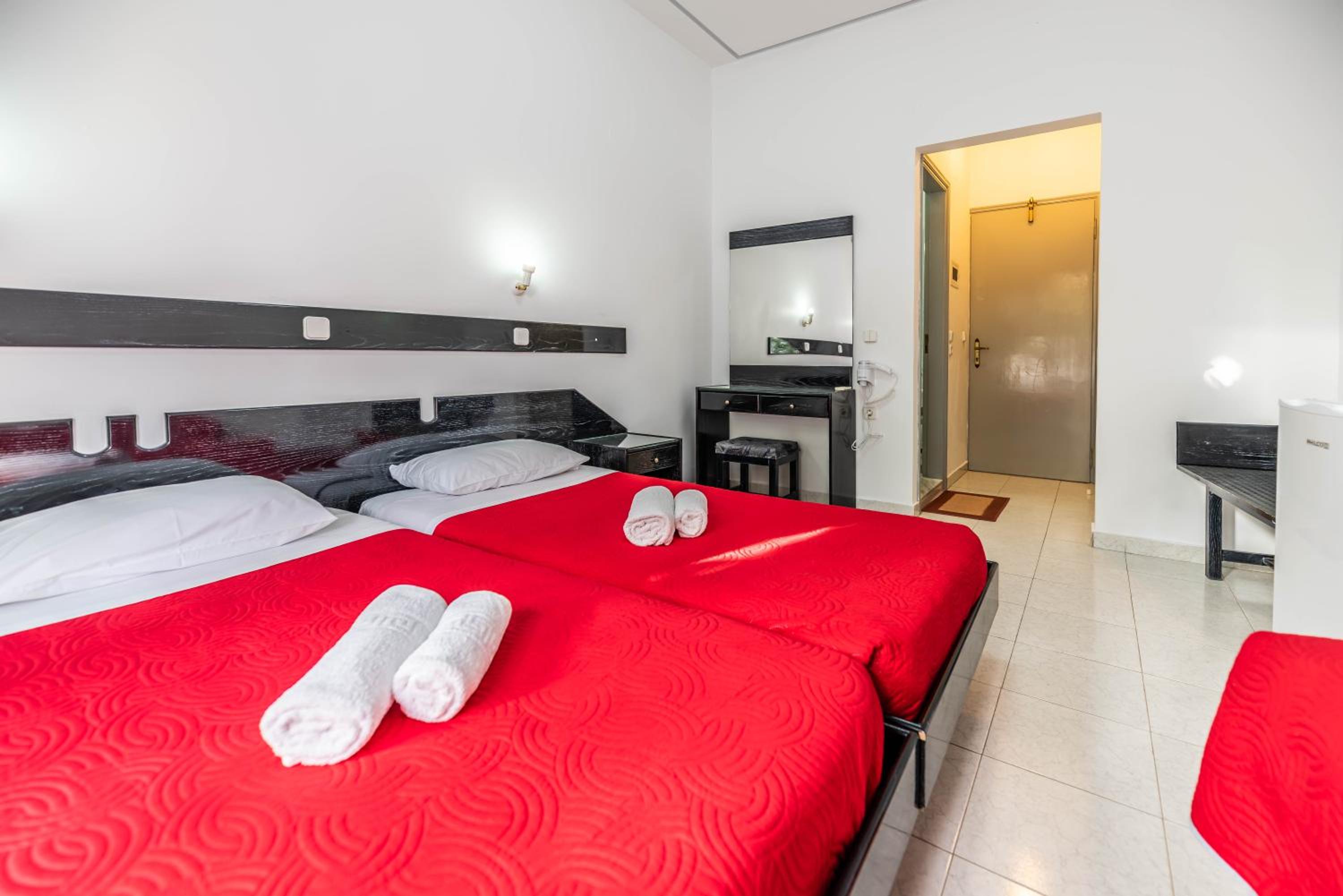 Triple Room with Garden View photo 3