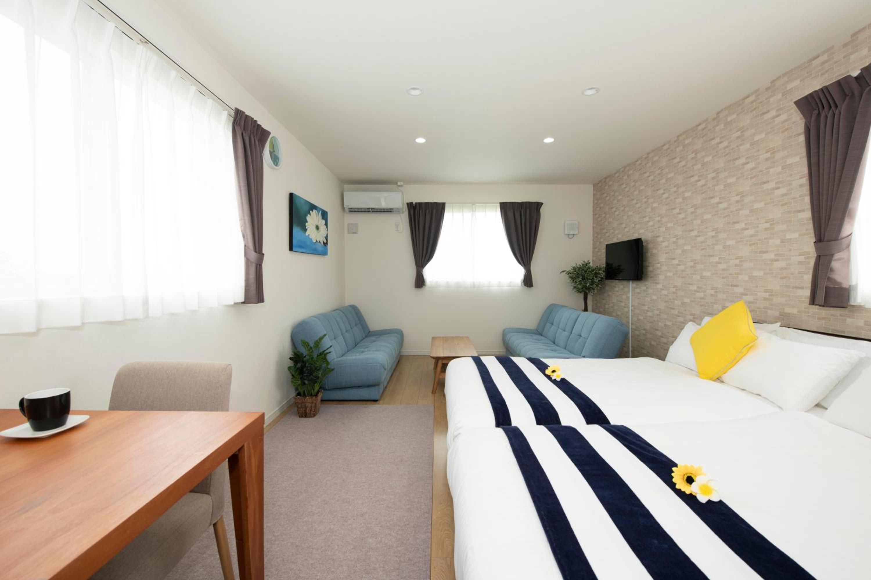 Deluxe Quadruple Room - Photo 1
