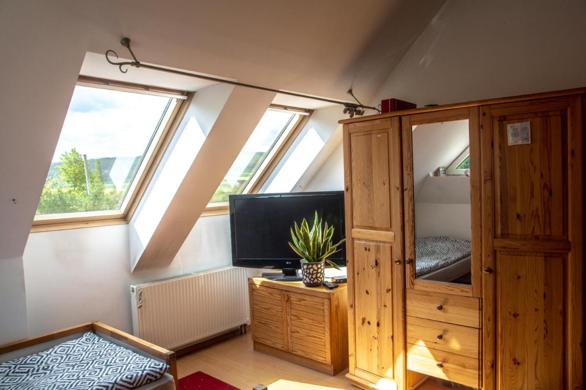 Triple Room with Shared Bathroom photo 1