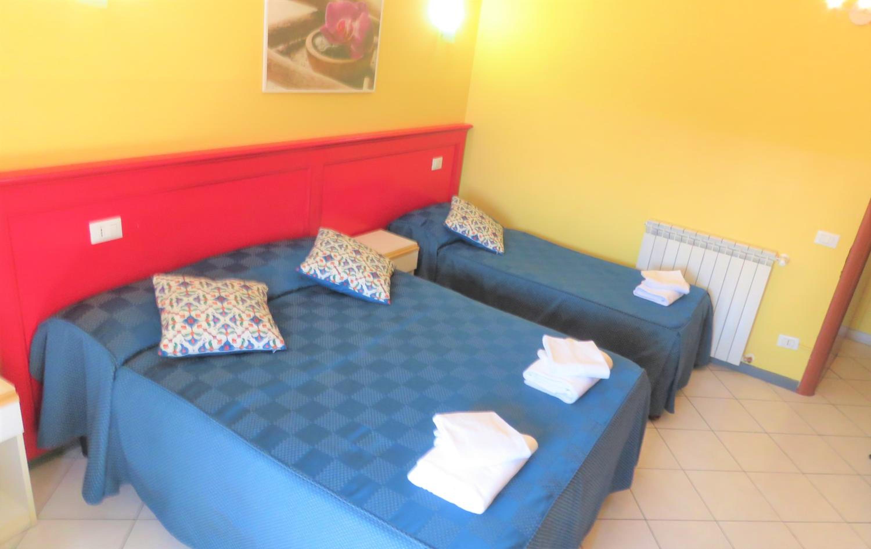 Triple Room photo 2